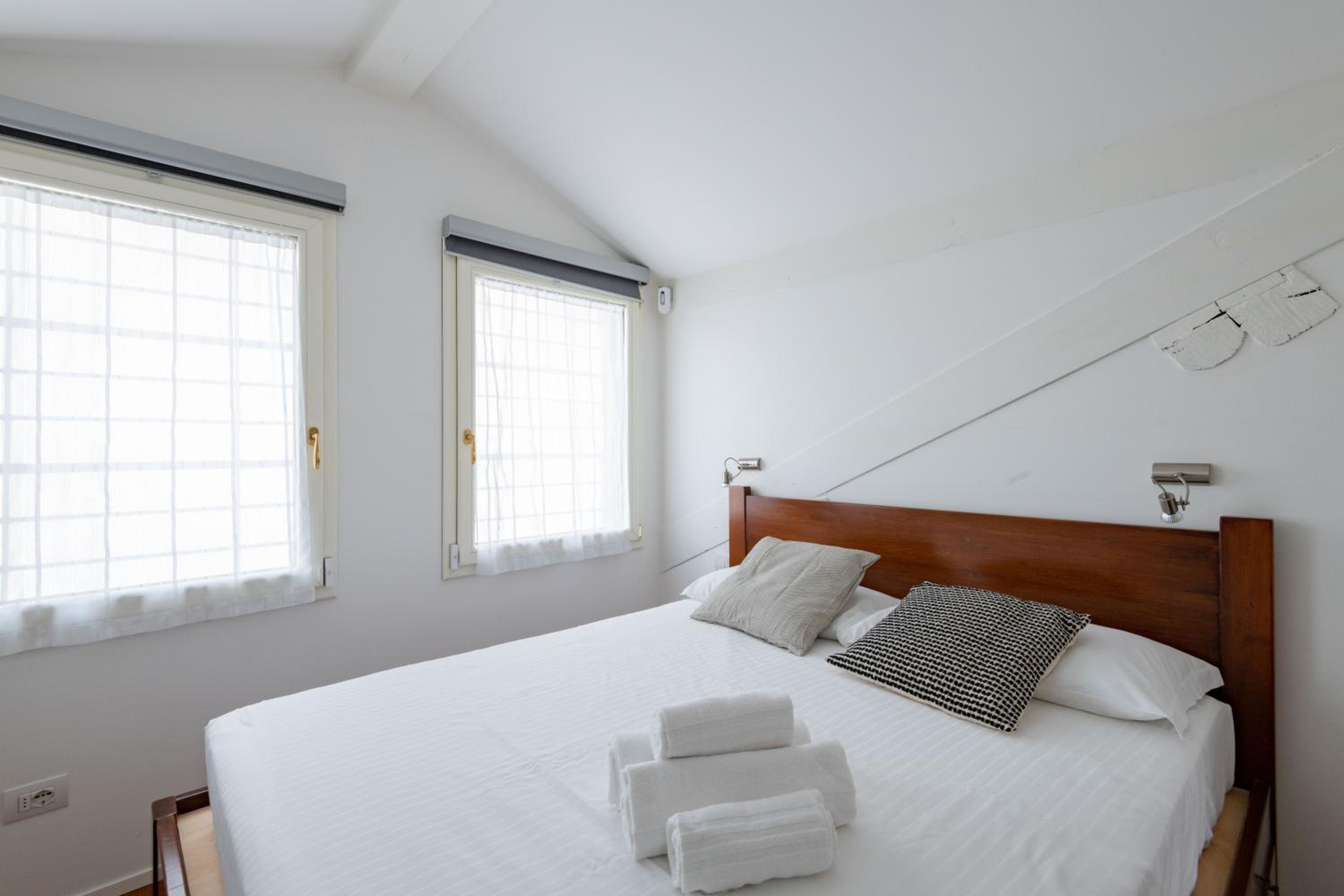 Apartment - Split Level