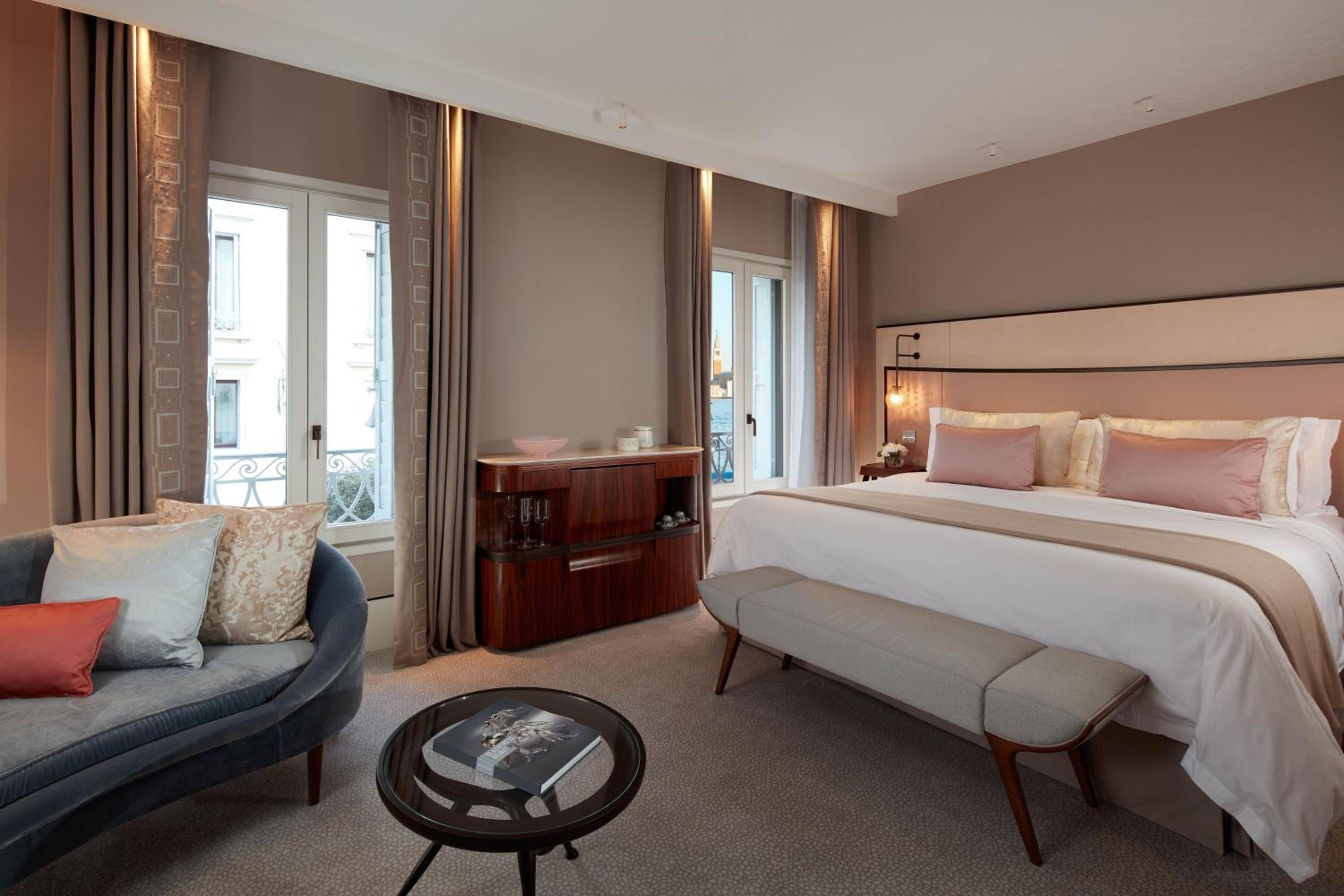 King Room with Partial Canal View