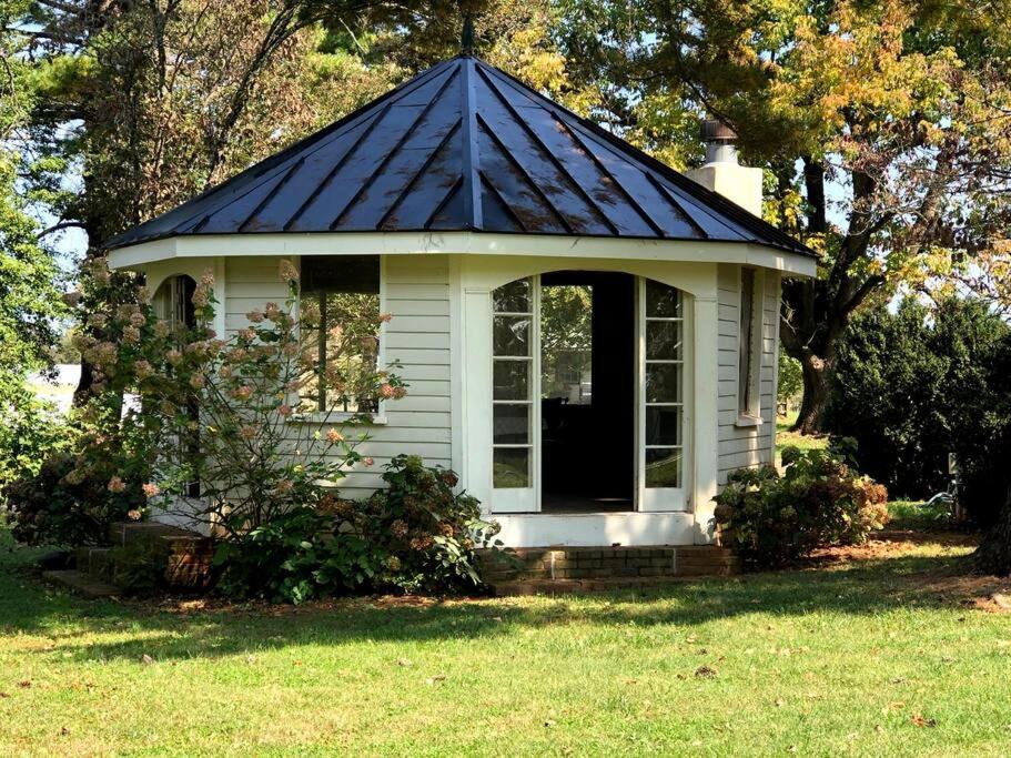One-Bedroom House photo 2