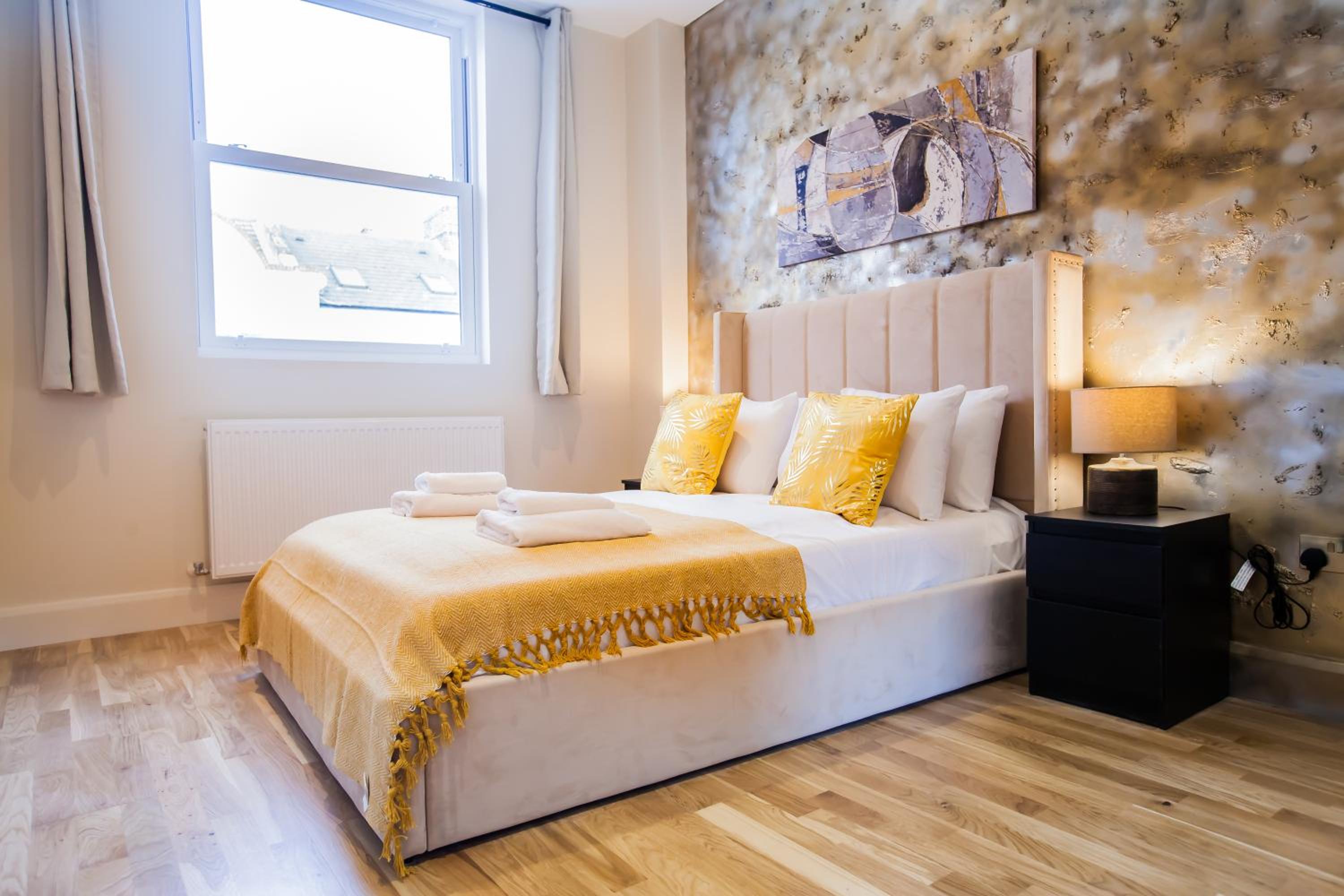 Three-Bedroom House photo 1