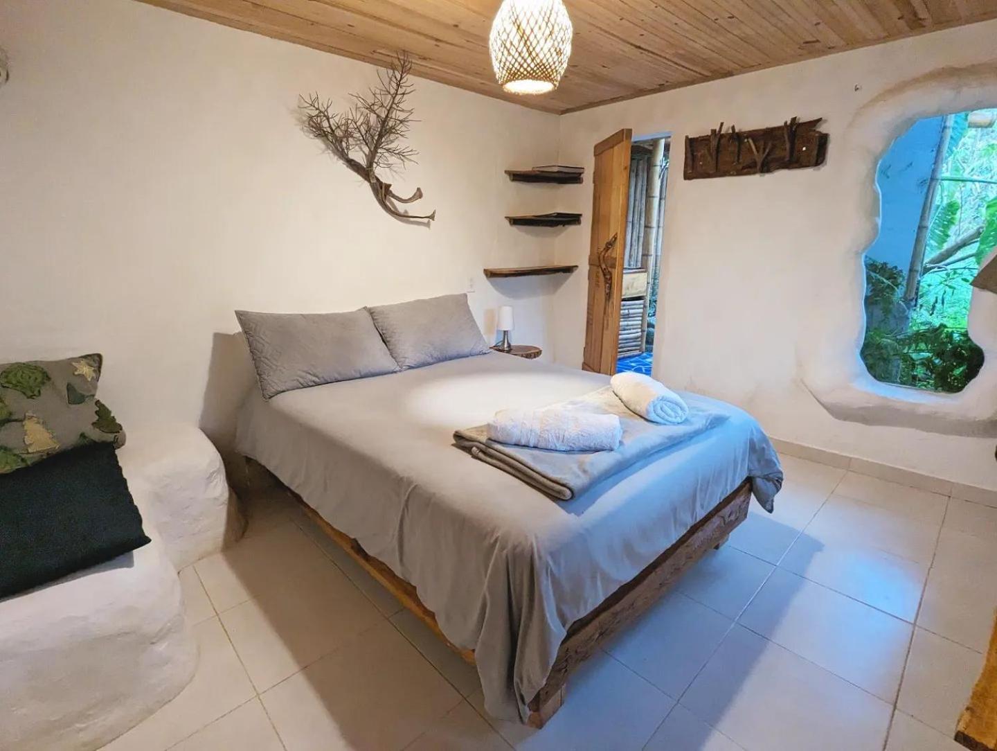 Double Room with Private Bathroom photo 2