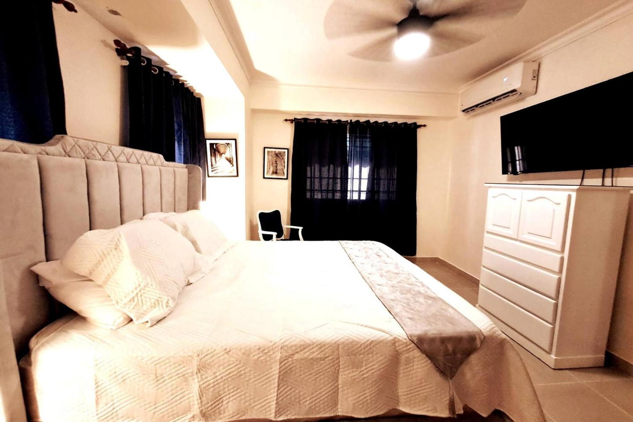 Apartment photo 2