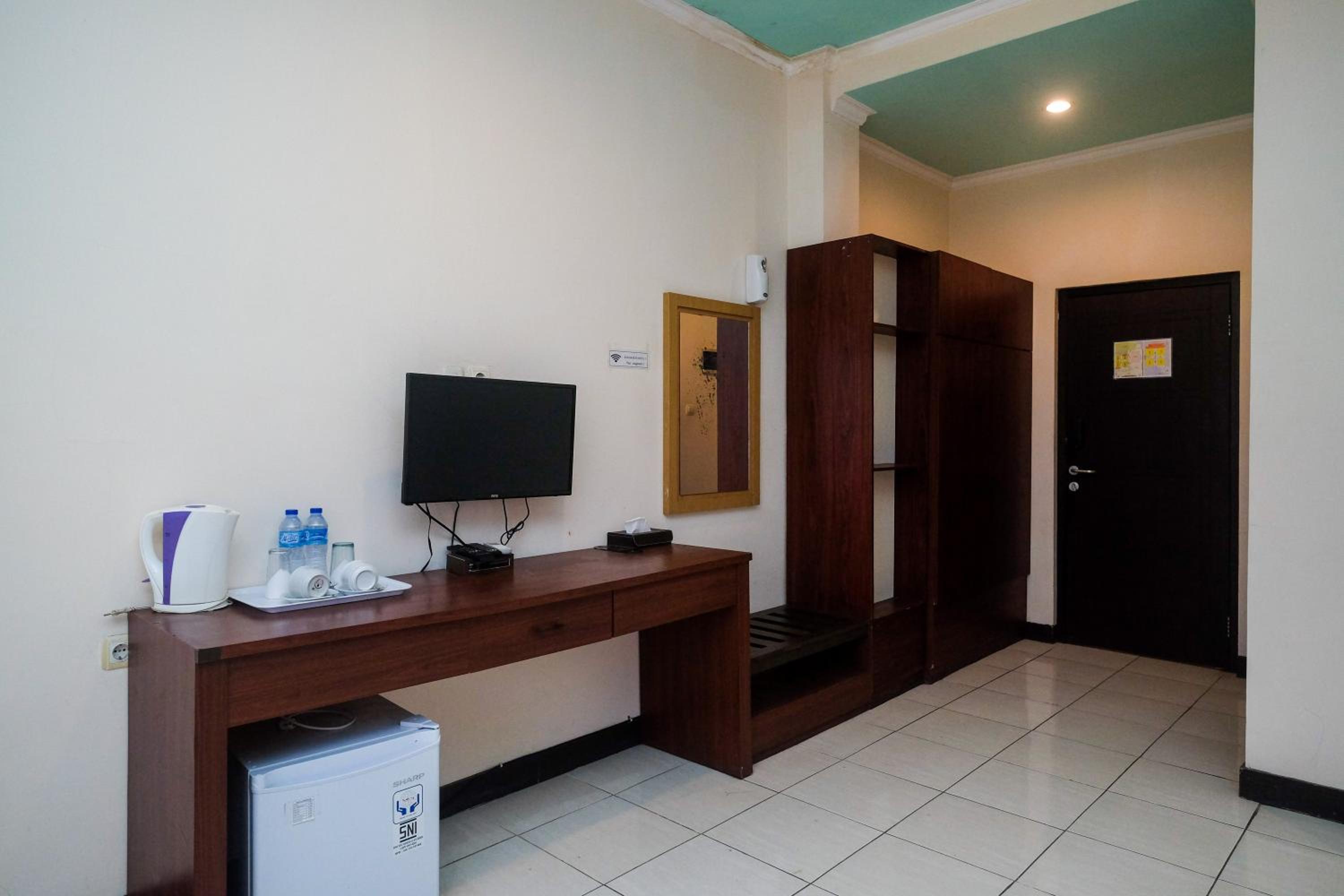 Superior Twin Room - Photo 4