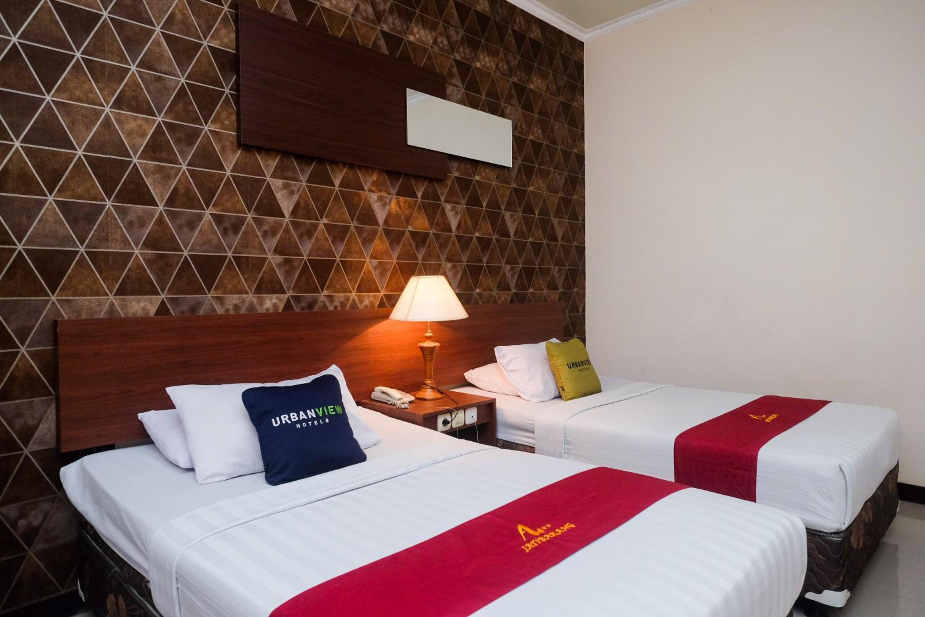 Deluxe Twin Room - Photo 4