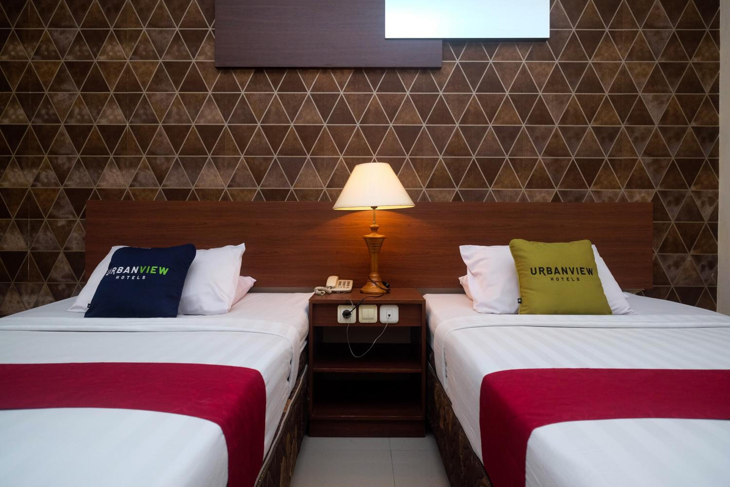 Deluxe Twin Room - Photo 3