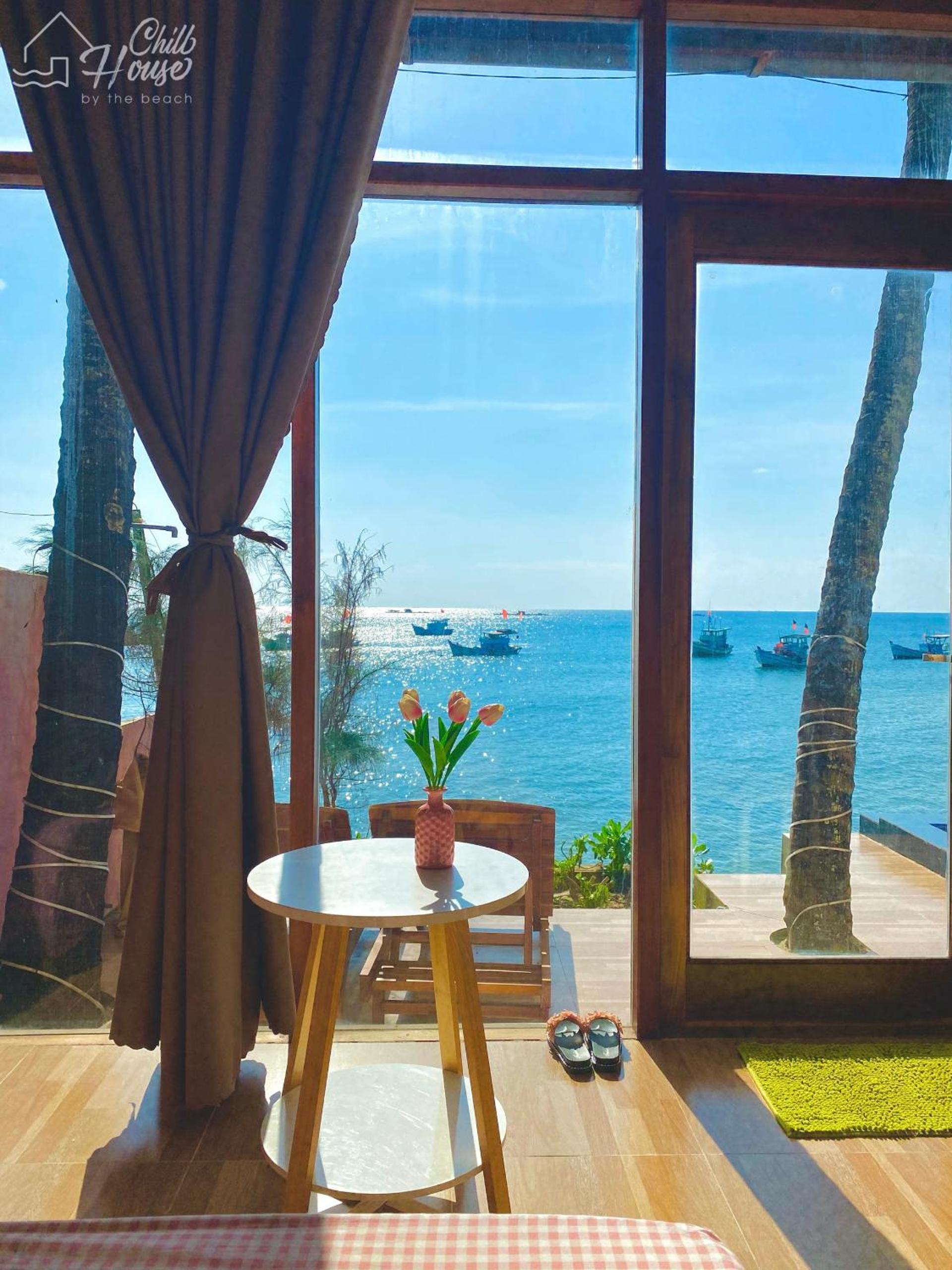 Apartment with Sea View - Photo 17