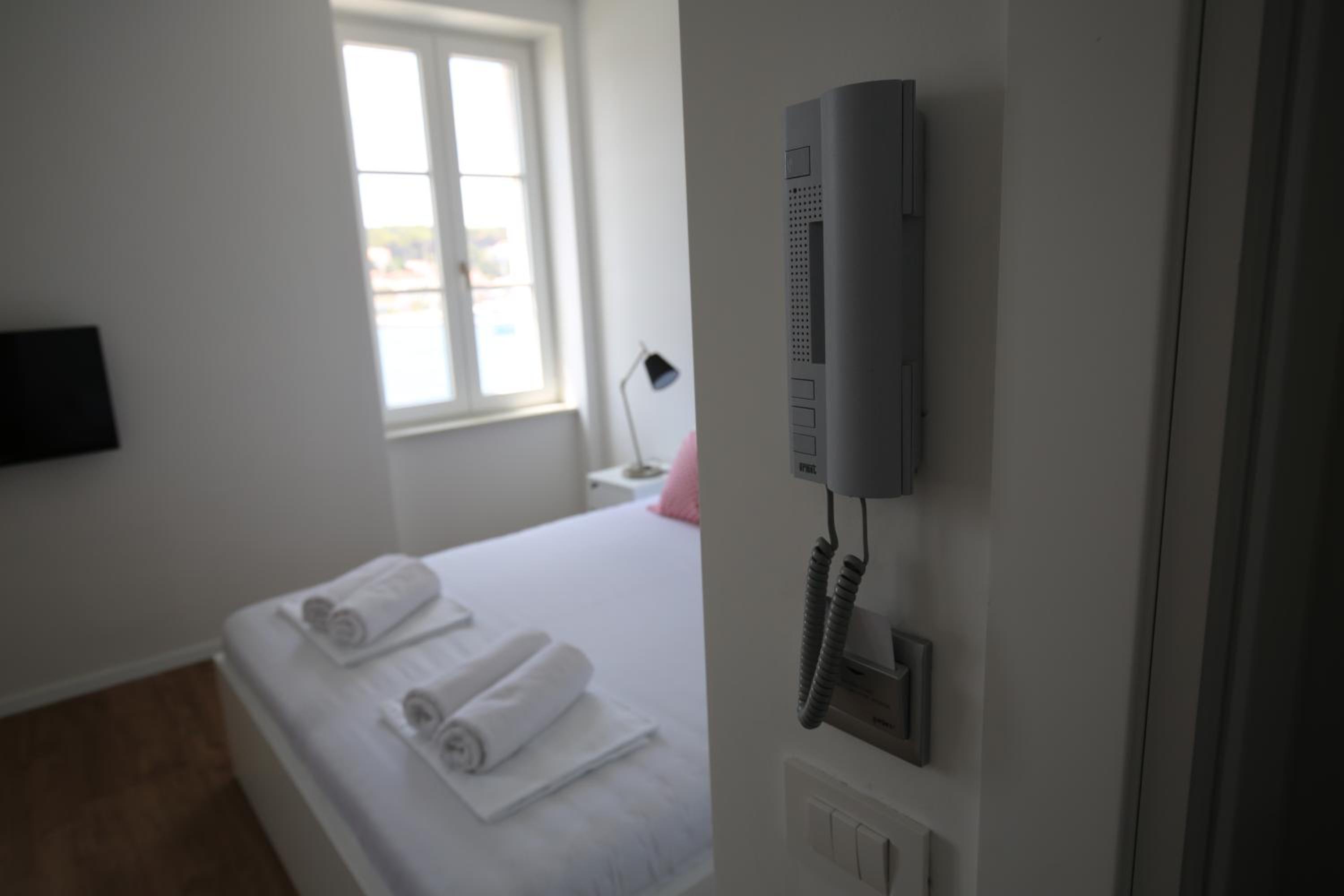 Studio with Sea View (3 Adults)