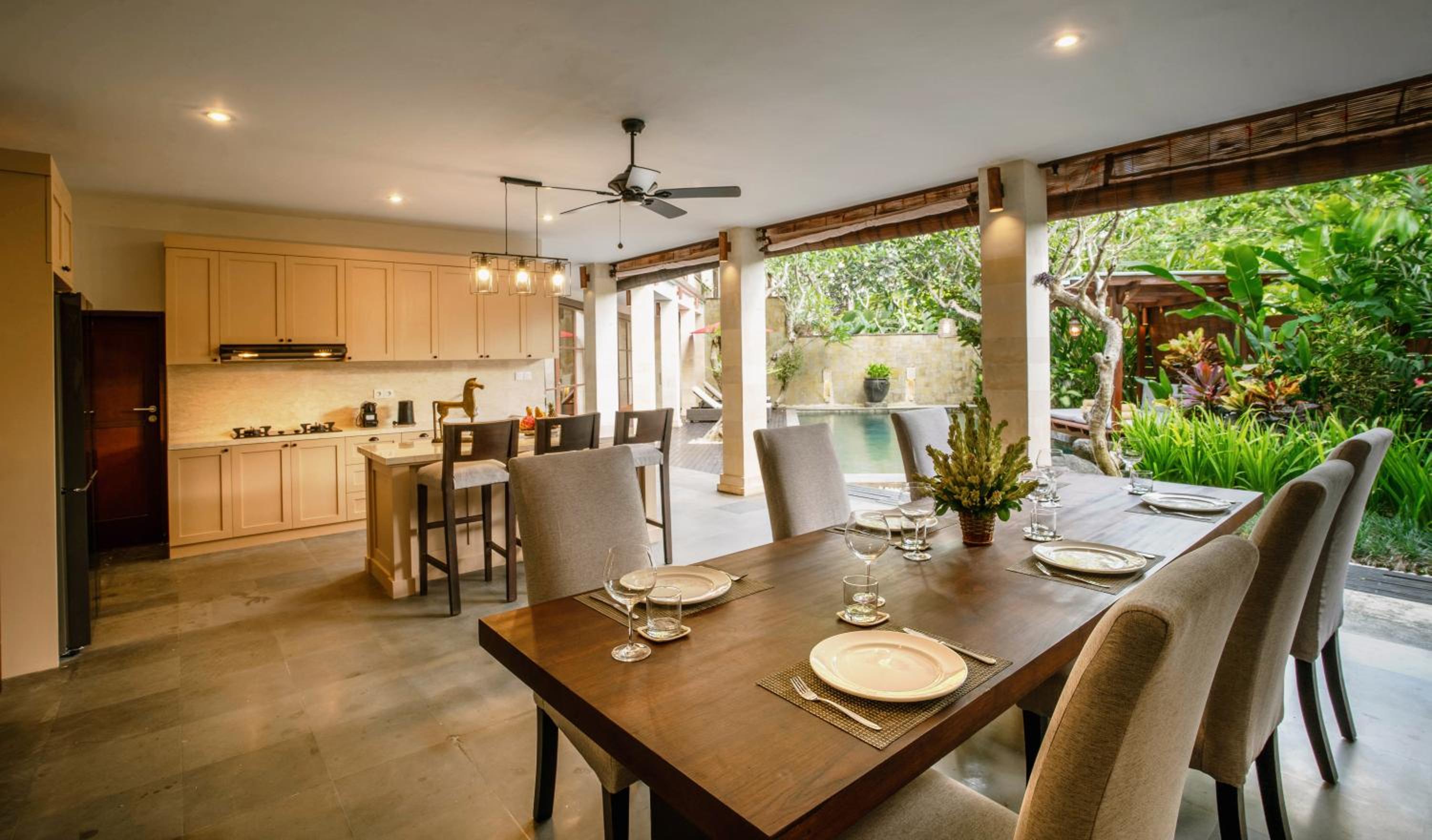 Three-Bedroom Villa with Private Pool - Photo 24