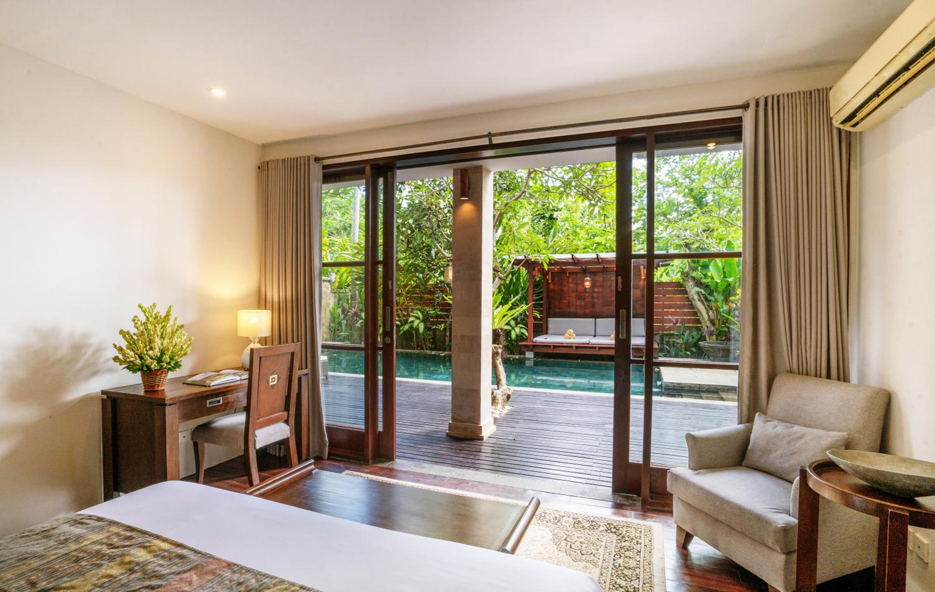Three-Bedroom Villa with Private Pool - Photo 1