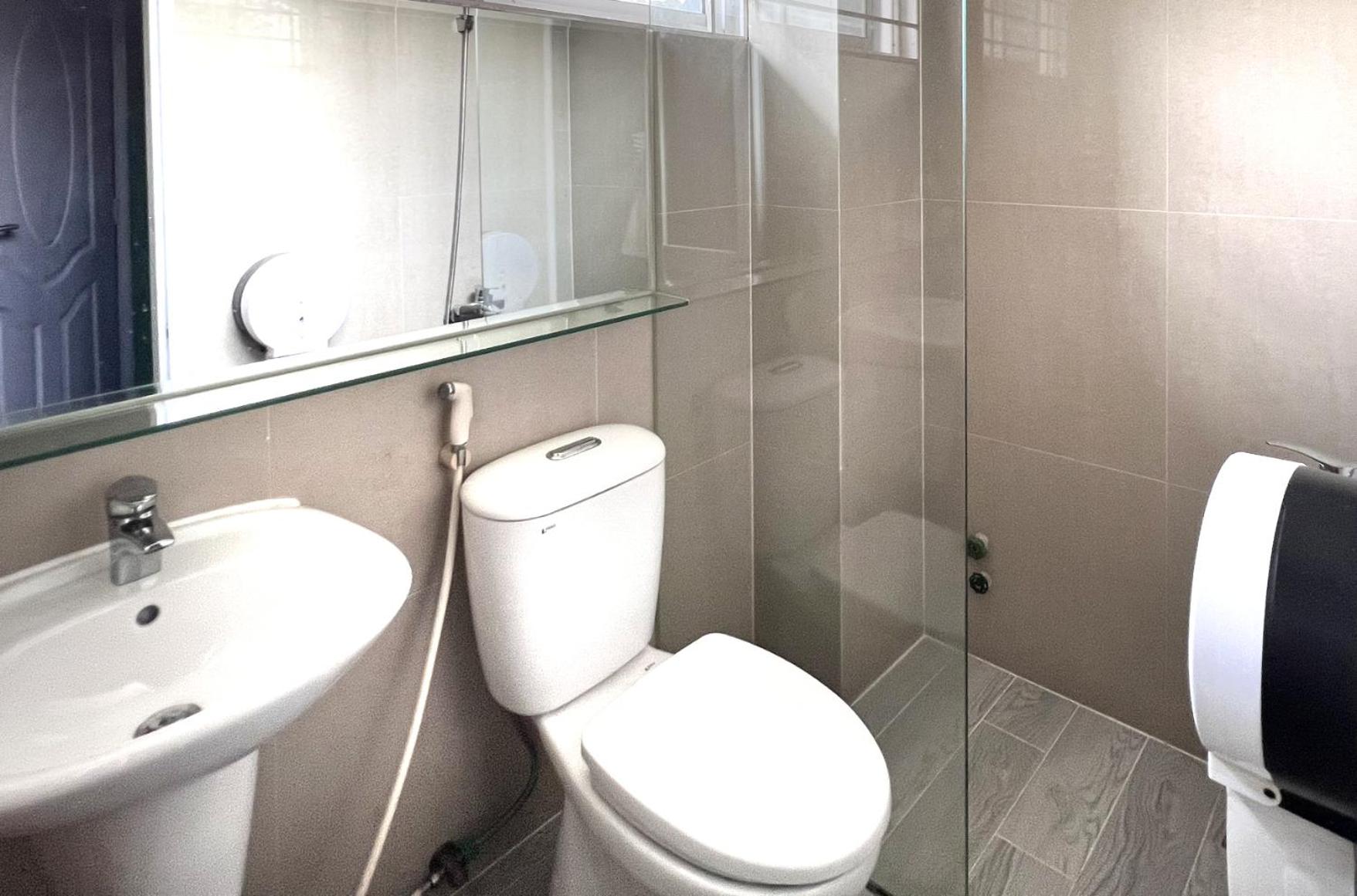 Suite with Spa Bath - Photo 9