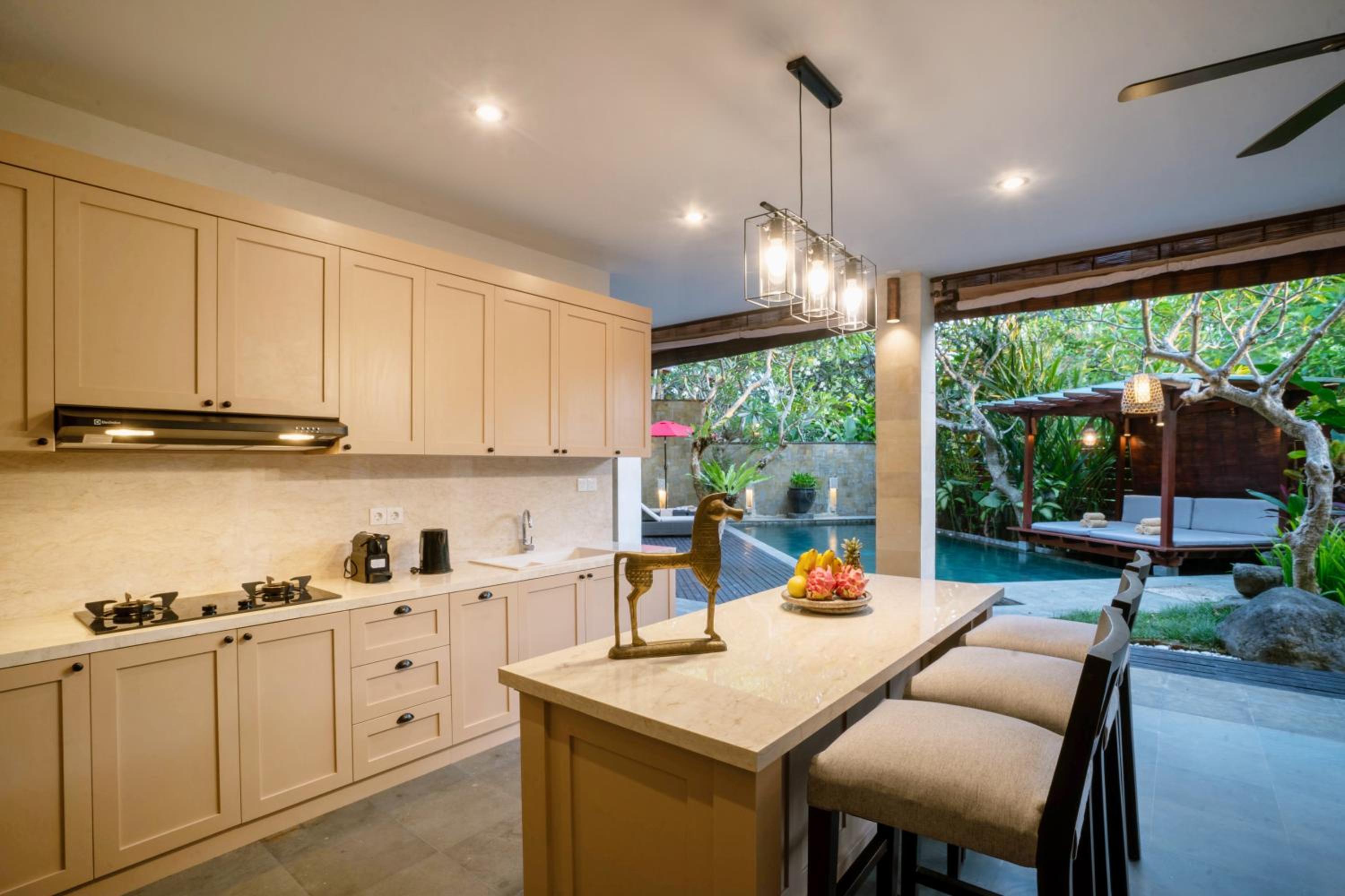 Three-Bedroom Villa with Private Pool - Photo 17