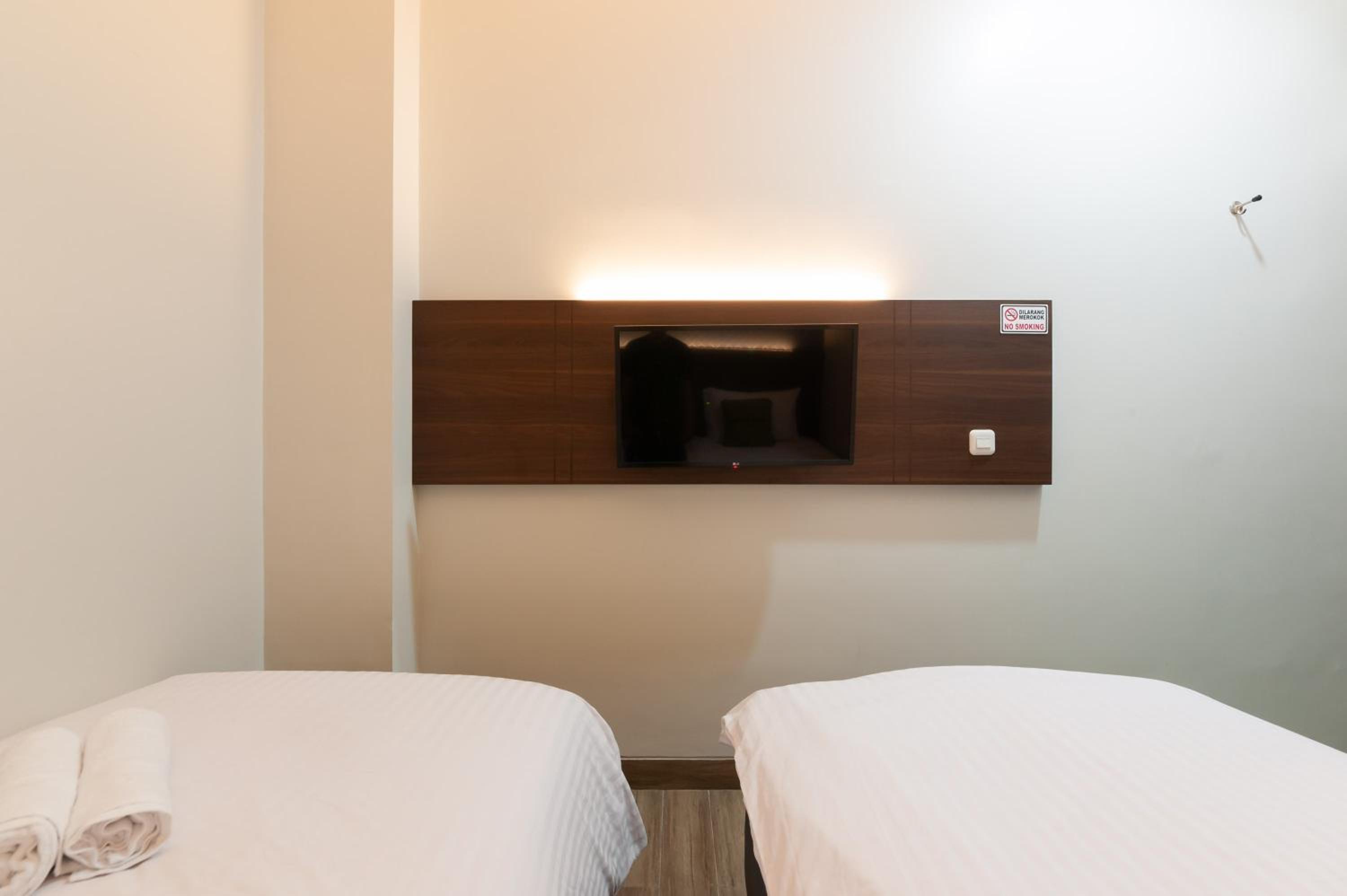Superior Twin Room - Photo 5