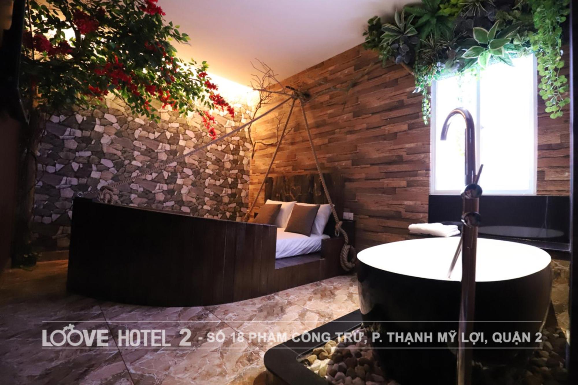 Deluxe Double Room with Bath - Photo 1