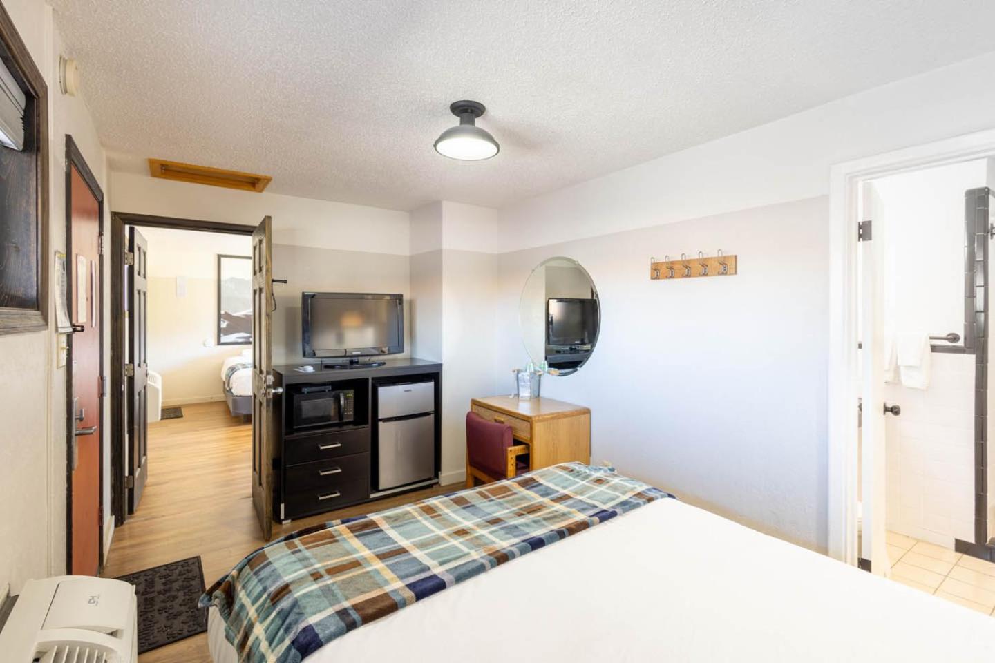 Two-Bedroom Suite photo 2