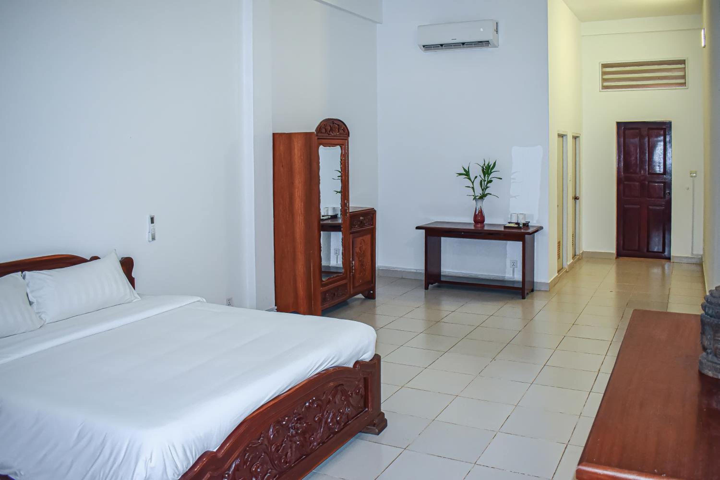 Standard Double Room - Photo 3