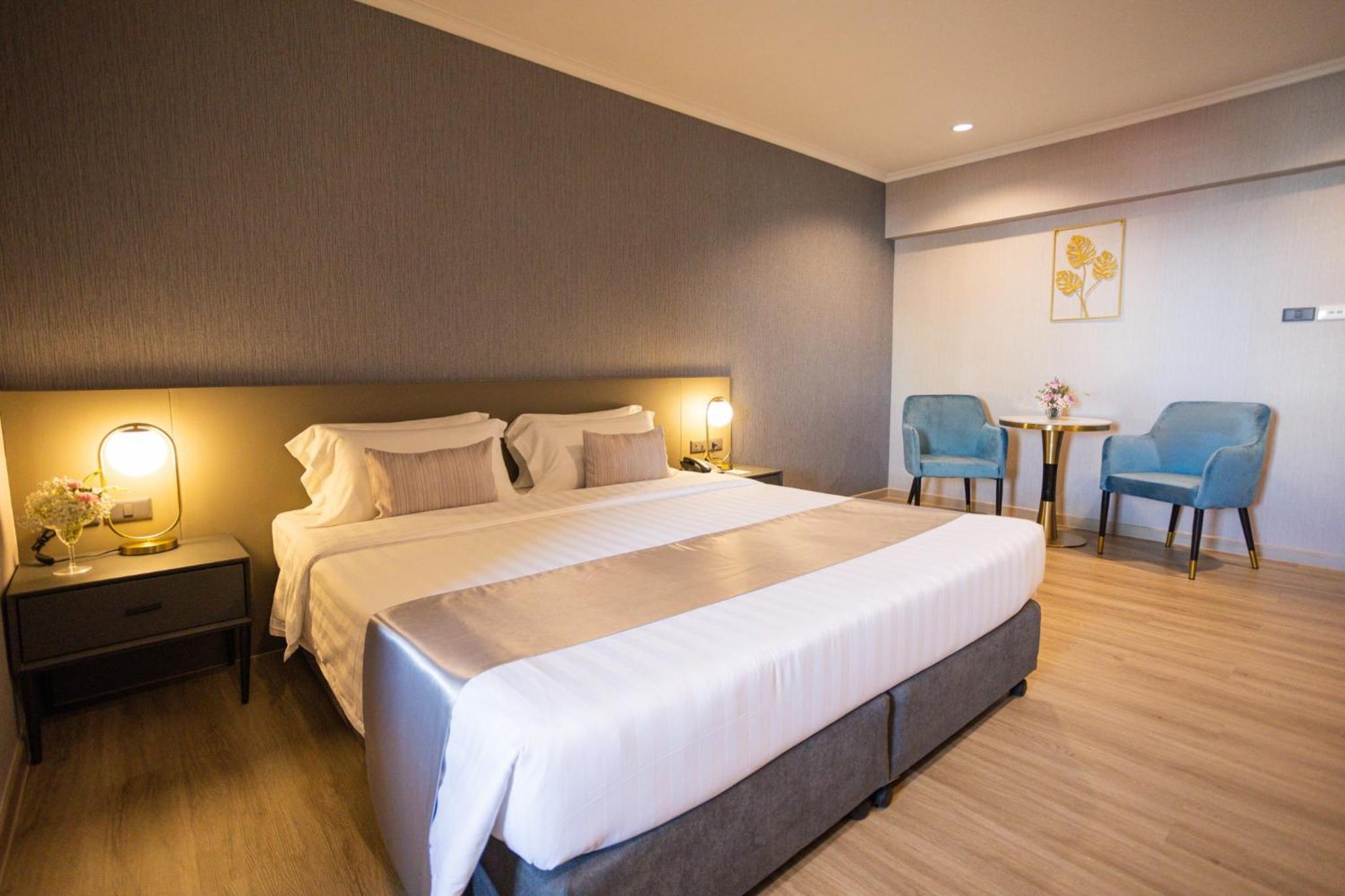 Premier Double or Twin Room photo 3