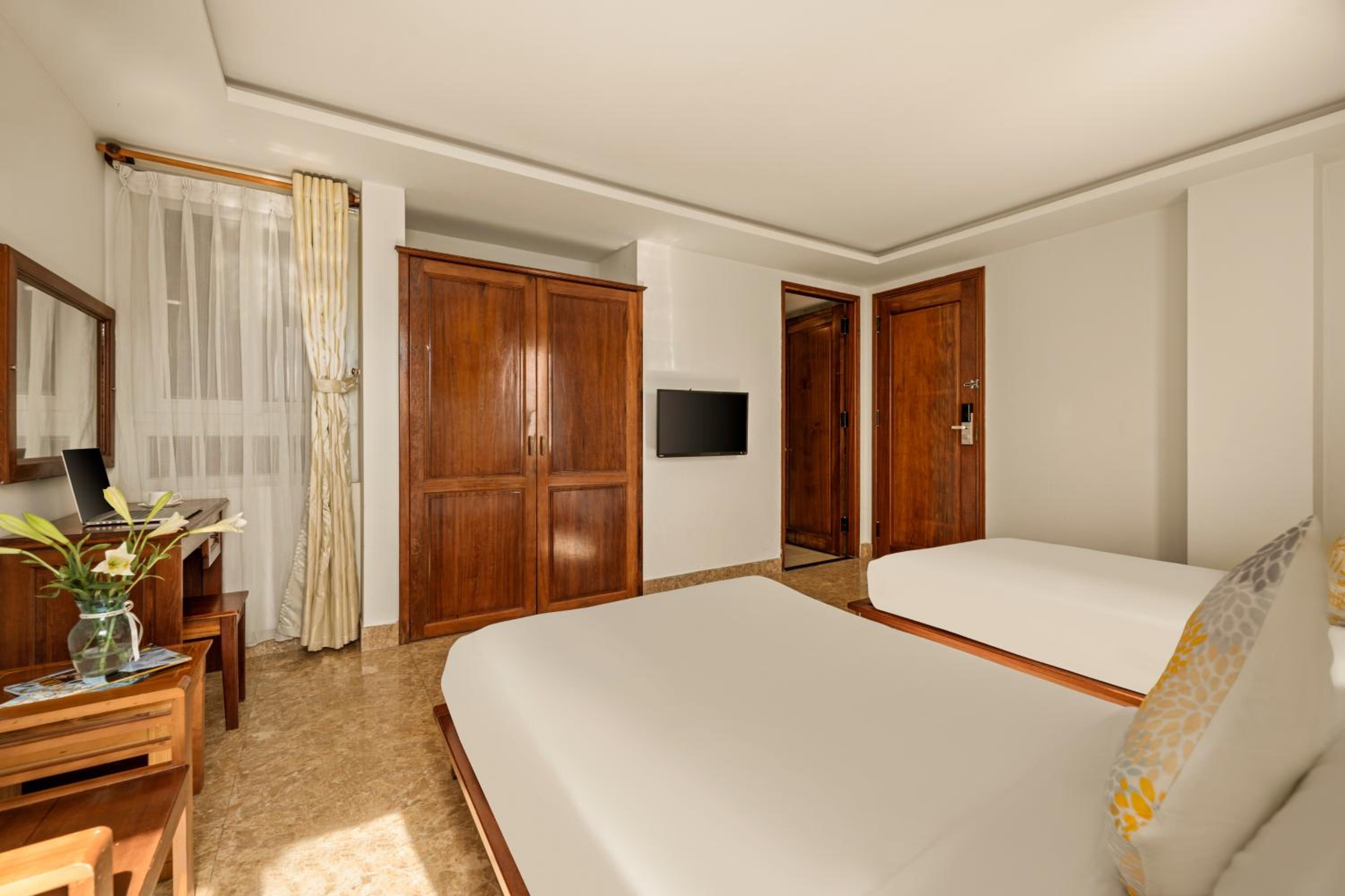 Standard Twin Room photo 2