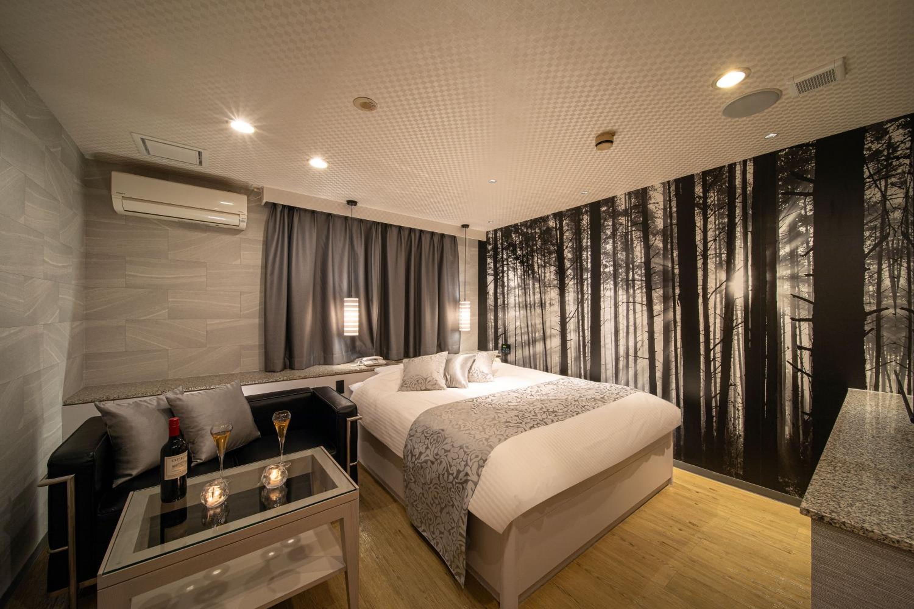 Standard Double Room - Photo 30