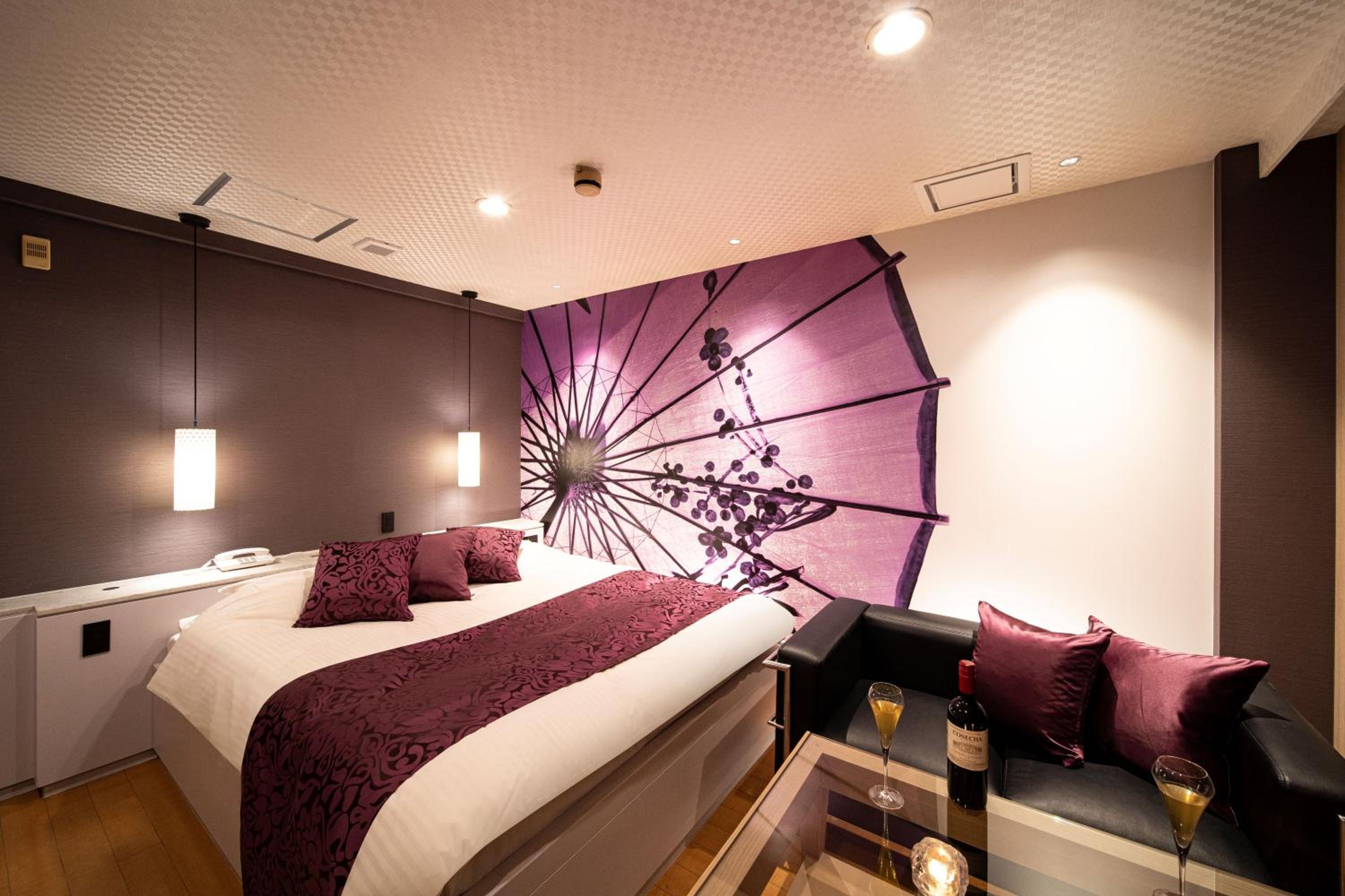 Standard Double Room - Photo 24