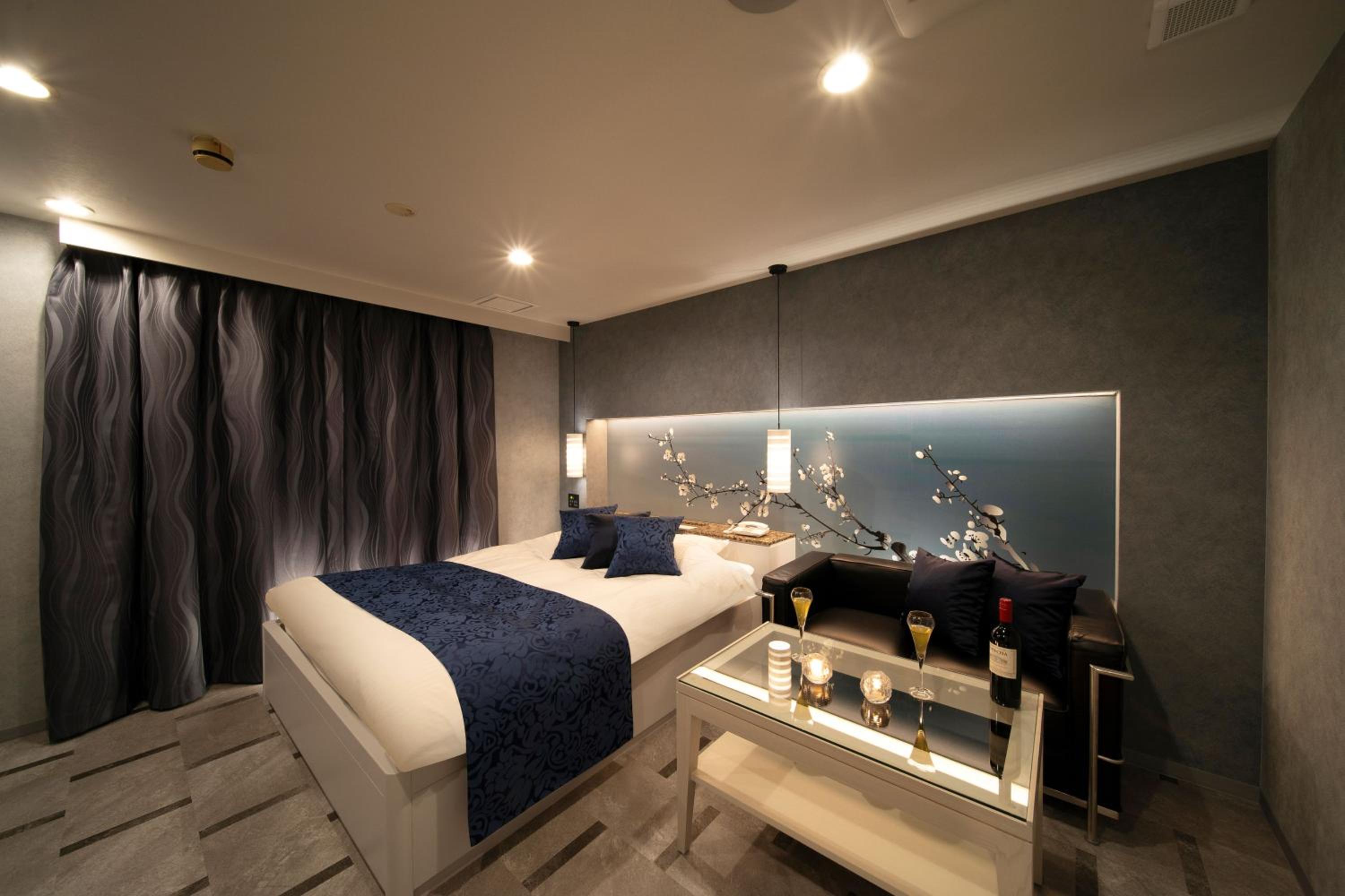Standard Double Room - Photo 5