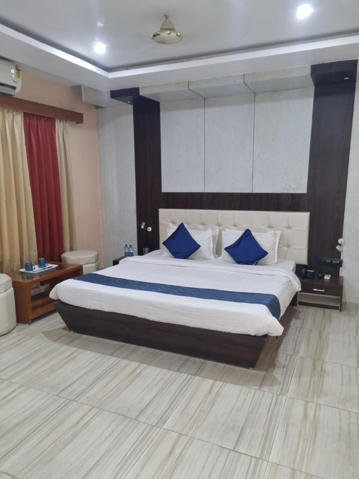 Superior King Room photo 3