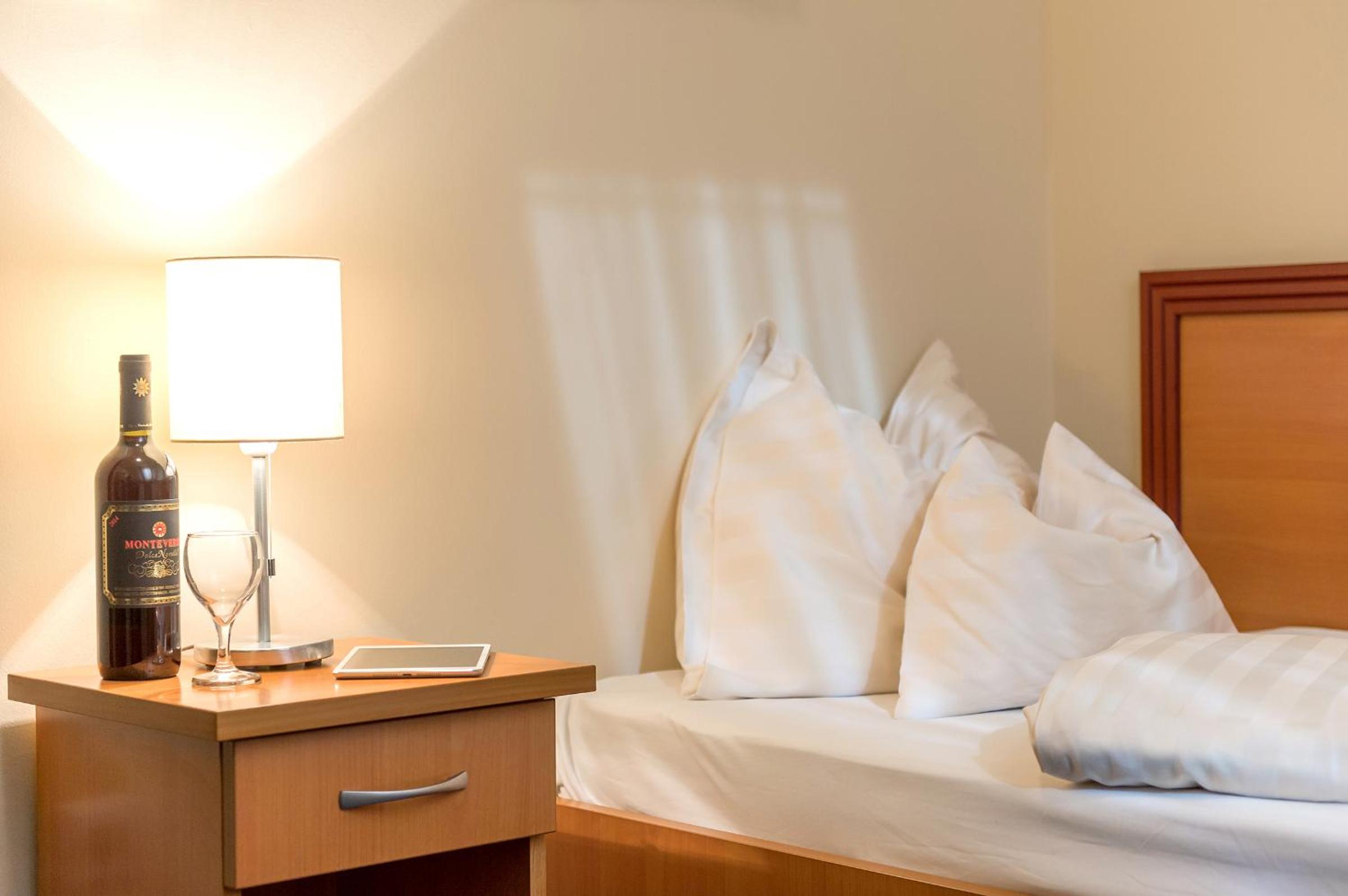 Classic Single Room