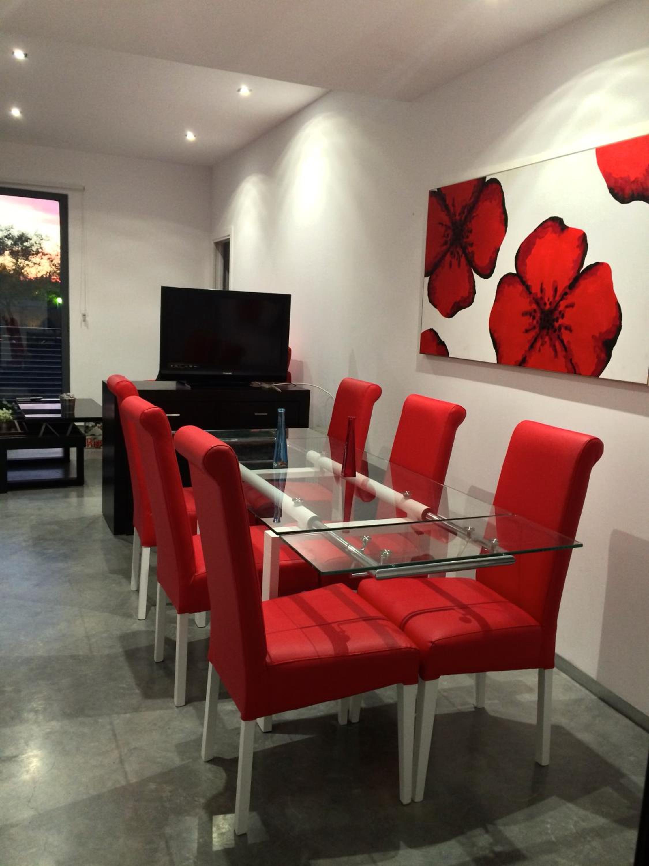 Apartment - Photo 2