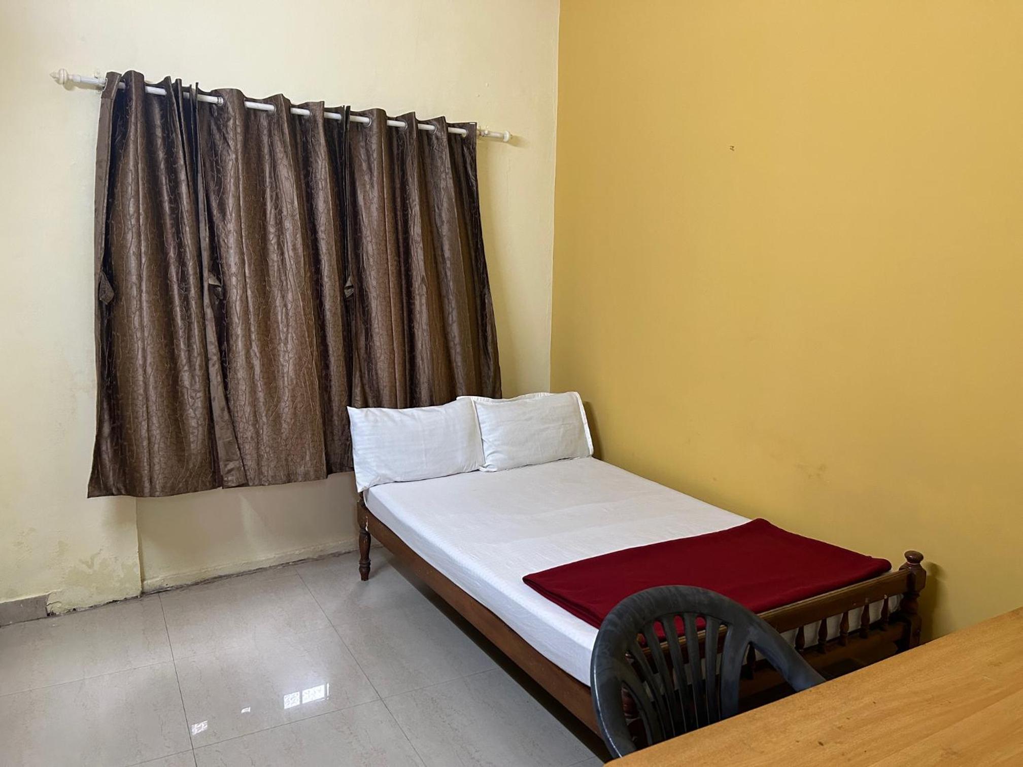 Standard Double Room photo 2