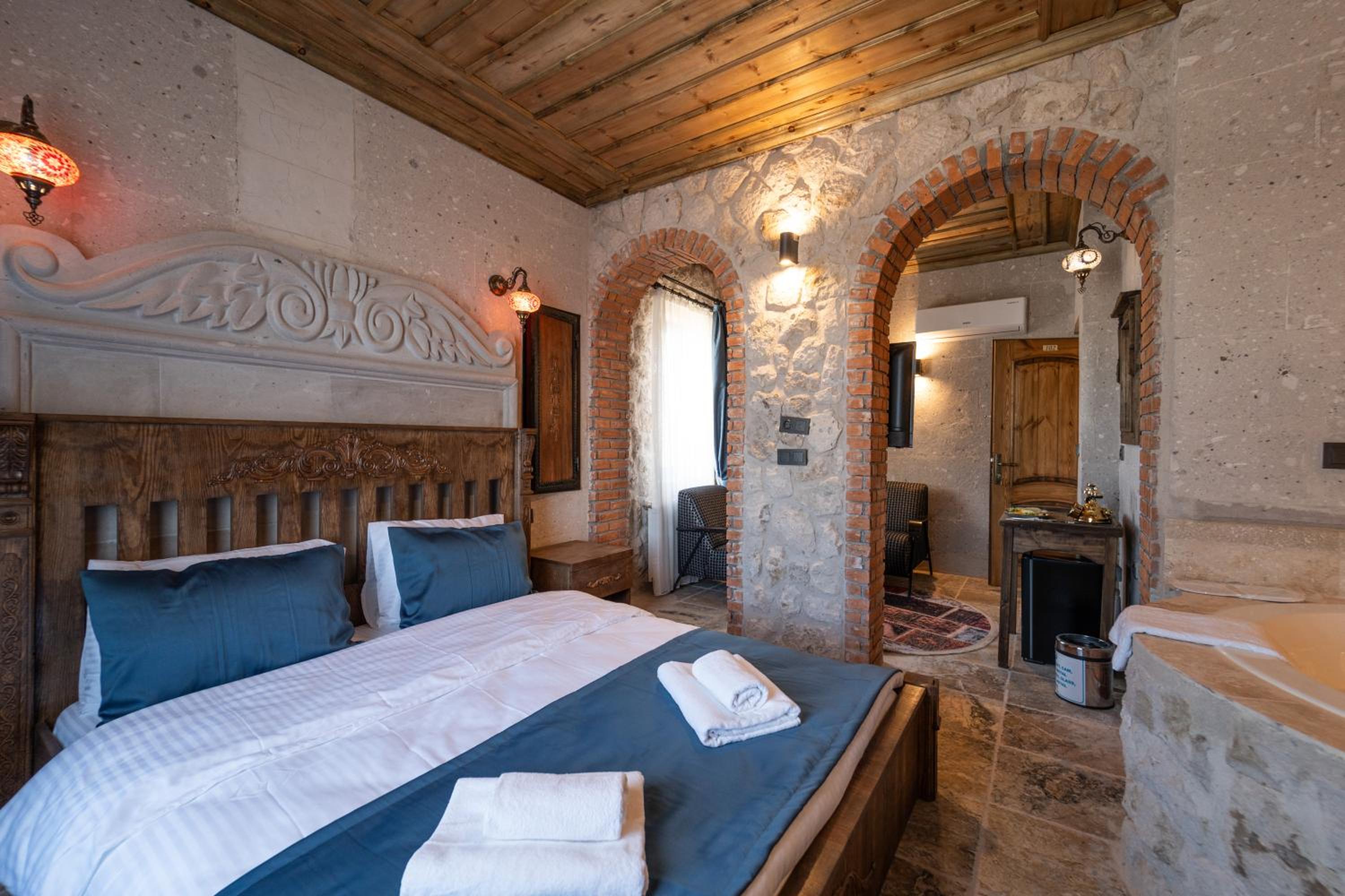 Junior Suite - Photo 7