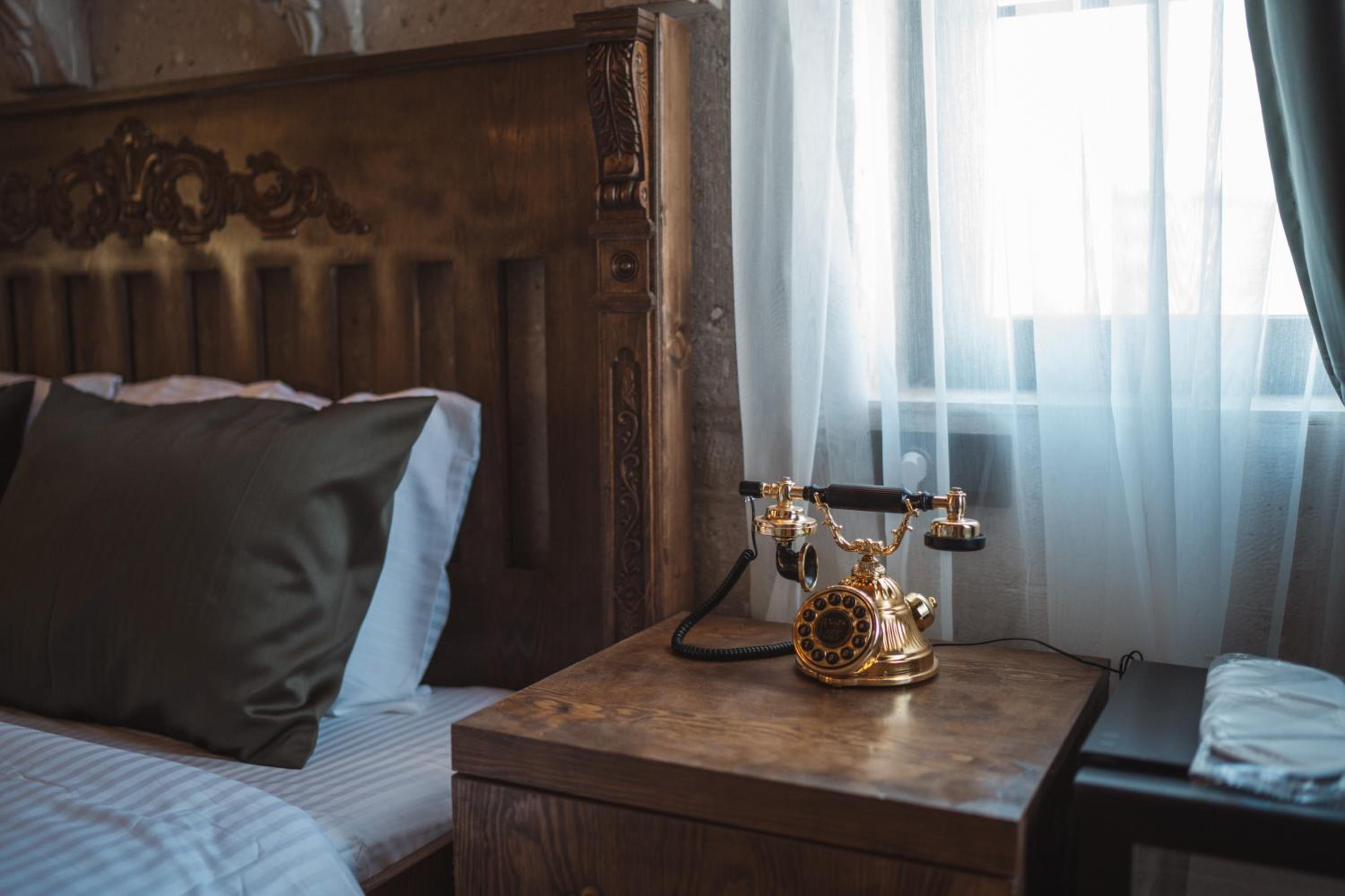 Deluxe Room - Photo 12