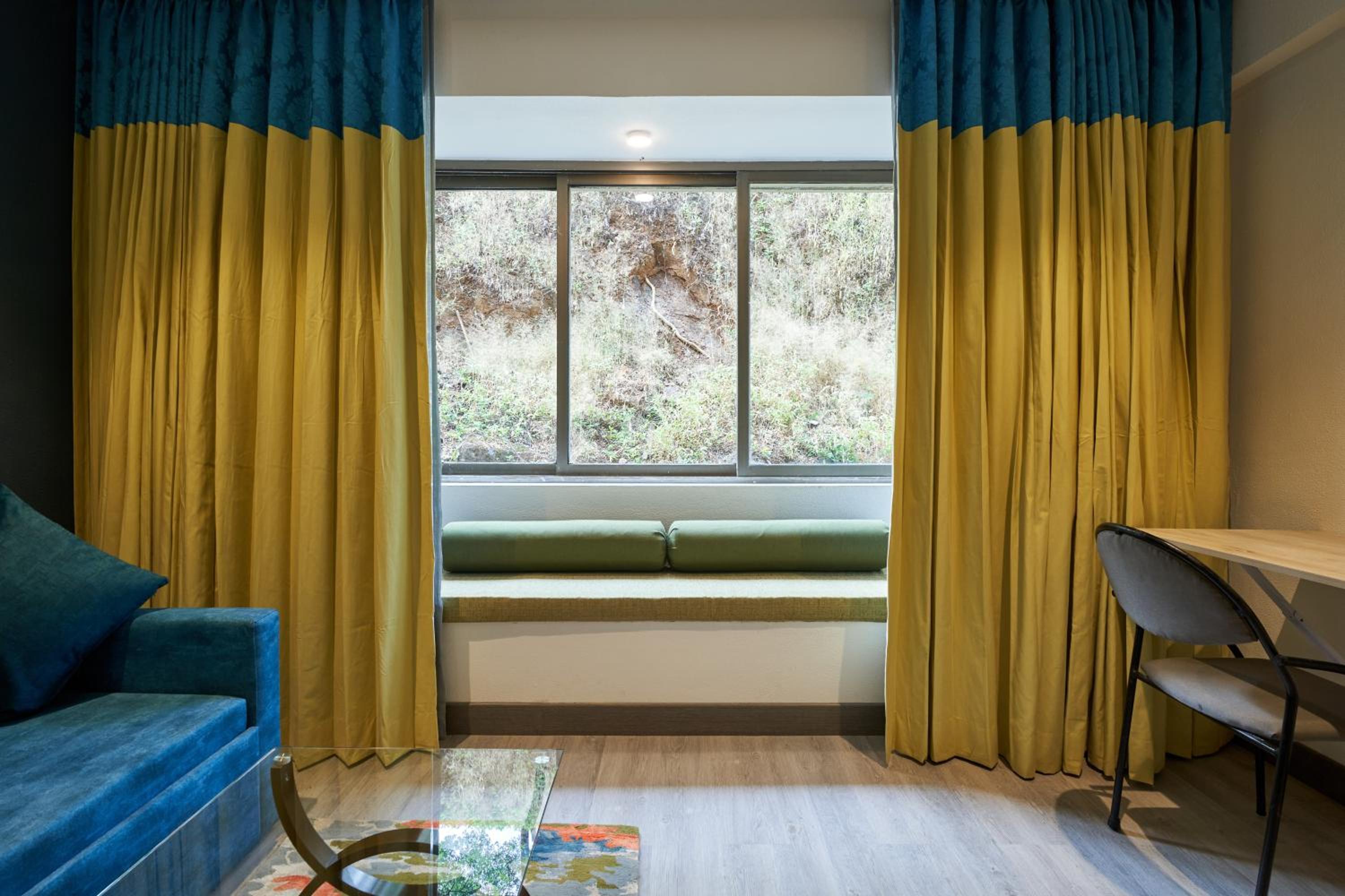 Deluxe Room - Photo 3