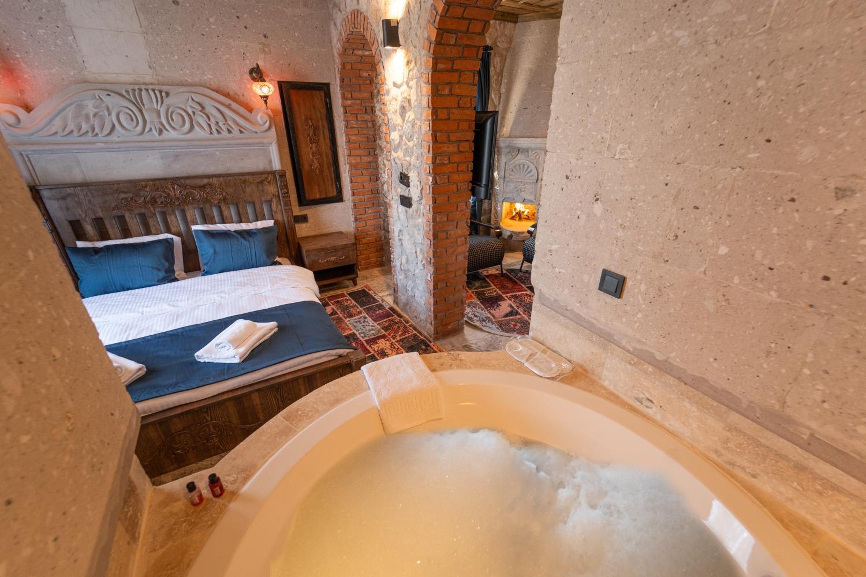 Junior Suite - Photo 1