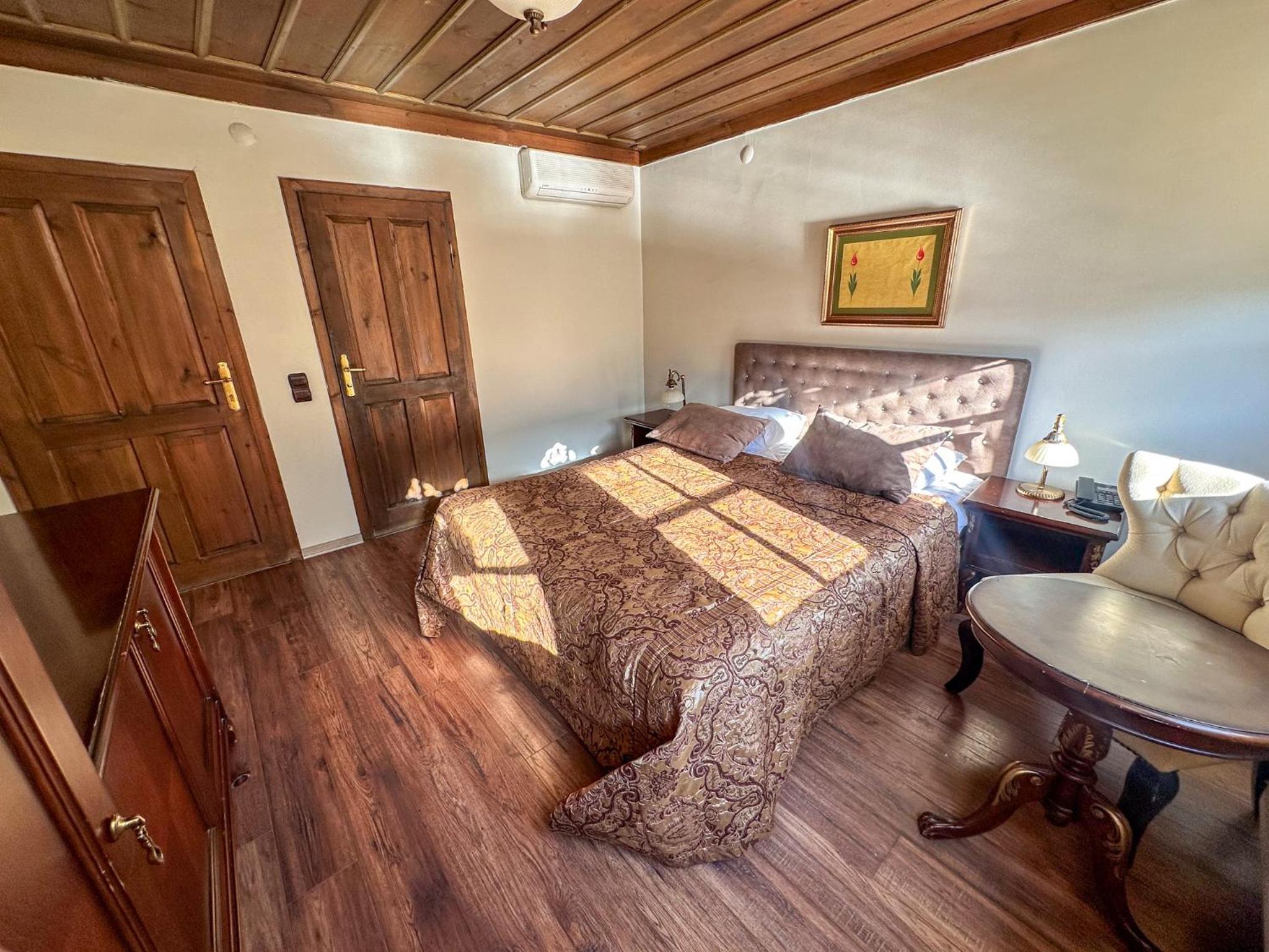 Double Room With Lake View