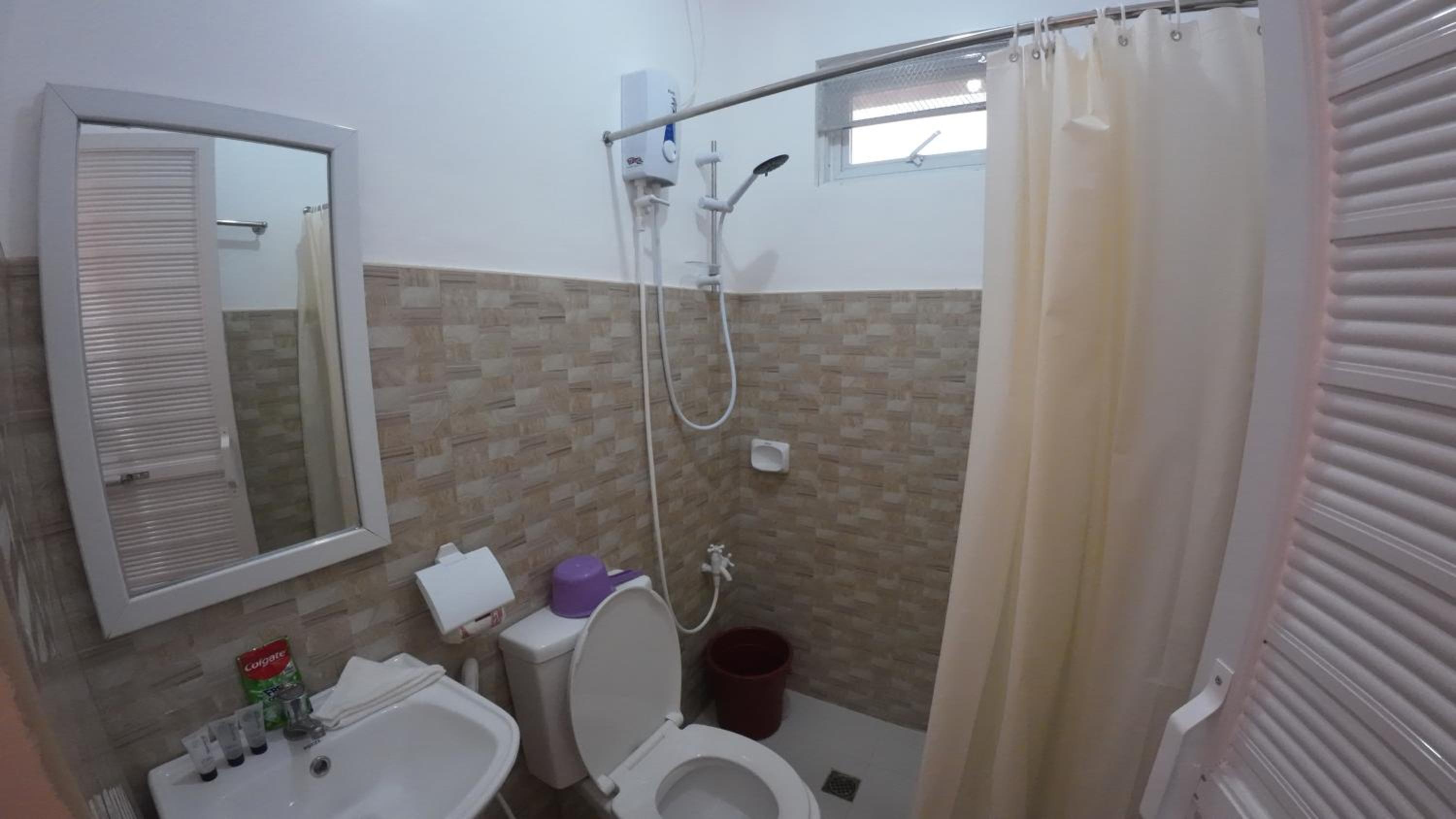 Twin Room - Photo 4