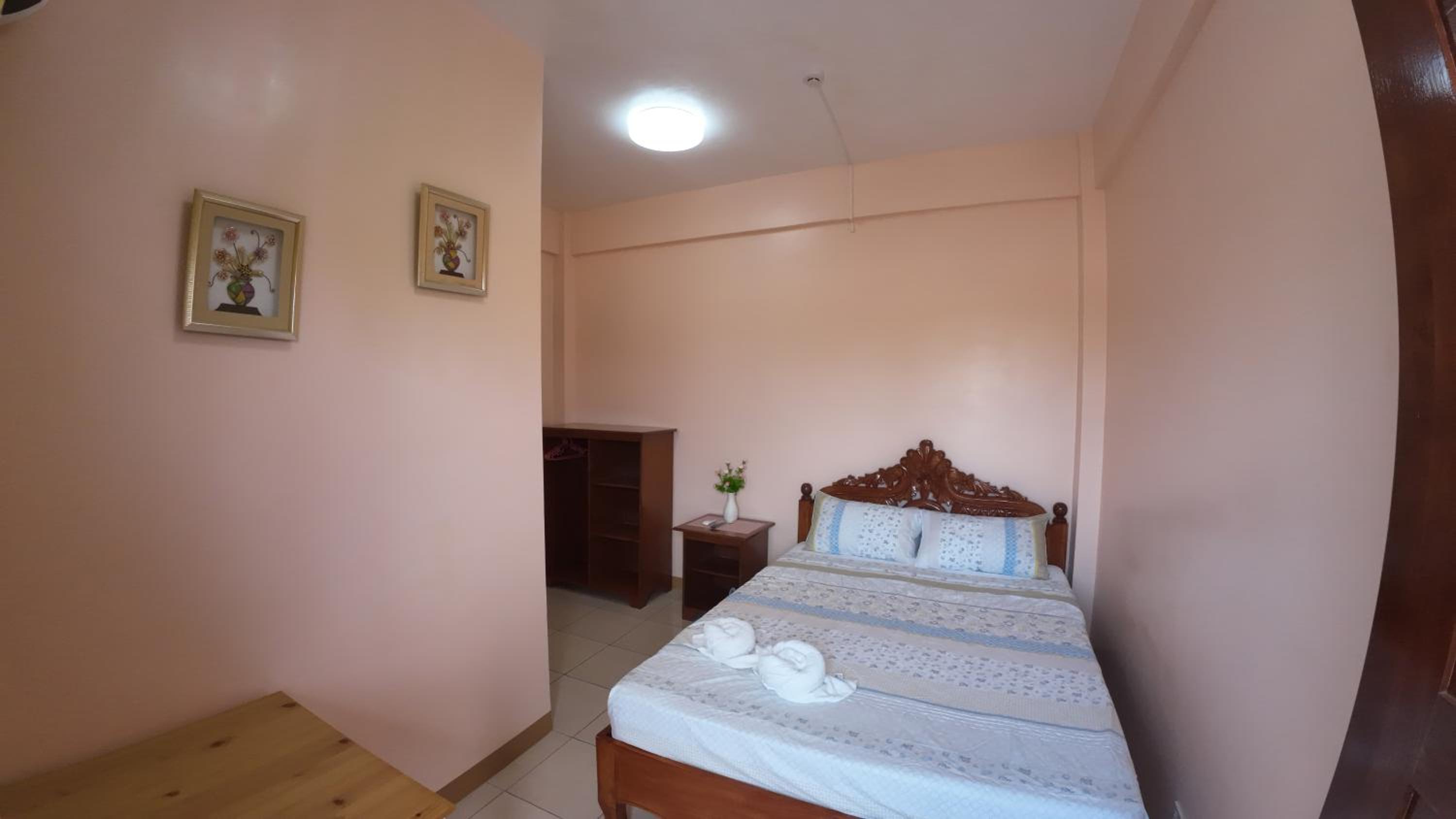 Deluxe Queen Room - Photo 1