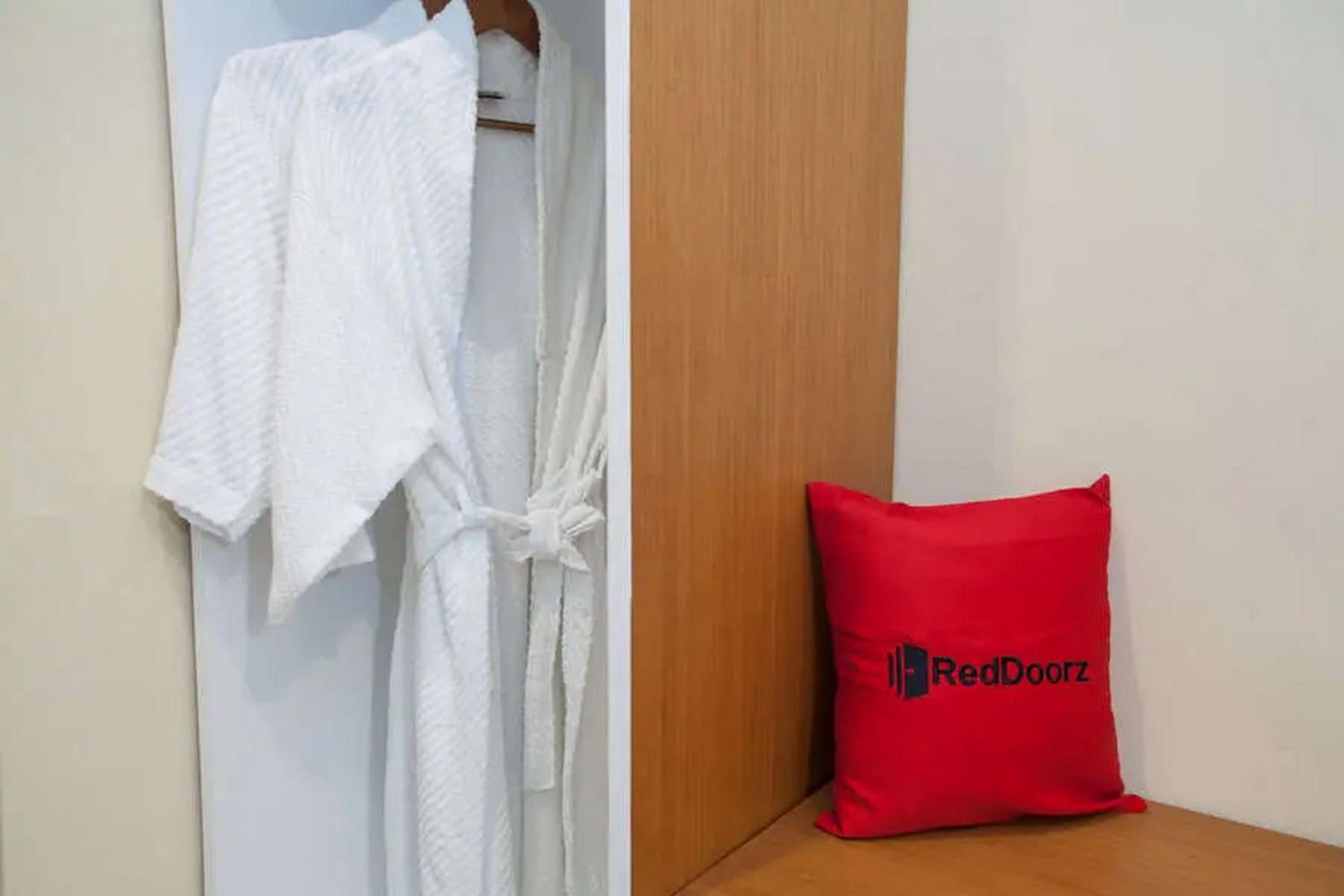 Double Room - Photo 6