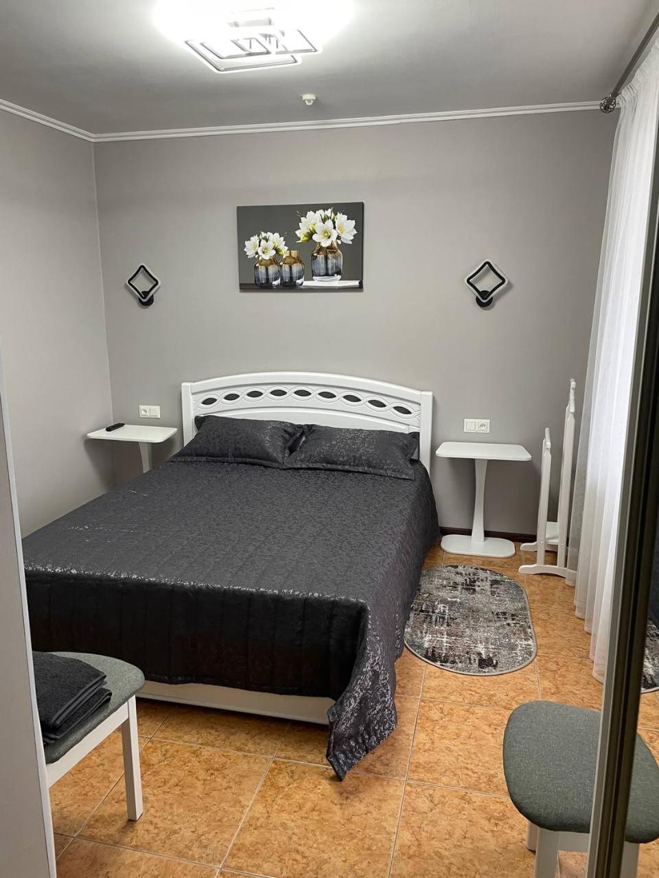 Twin Room with Private Bathroom photo 2
