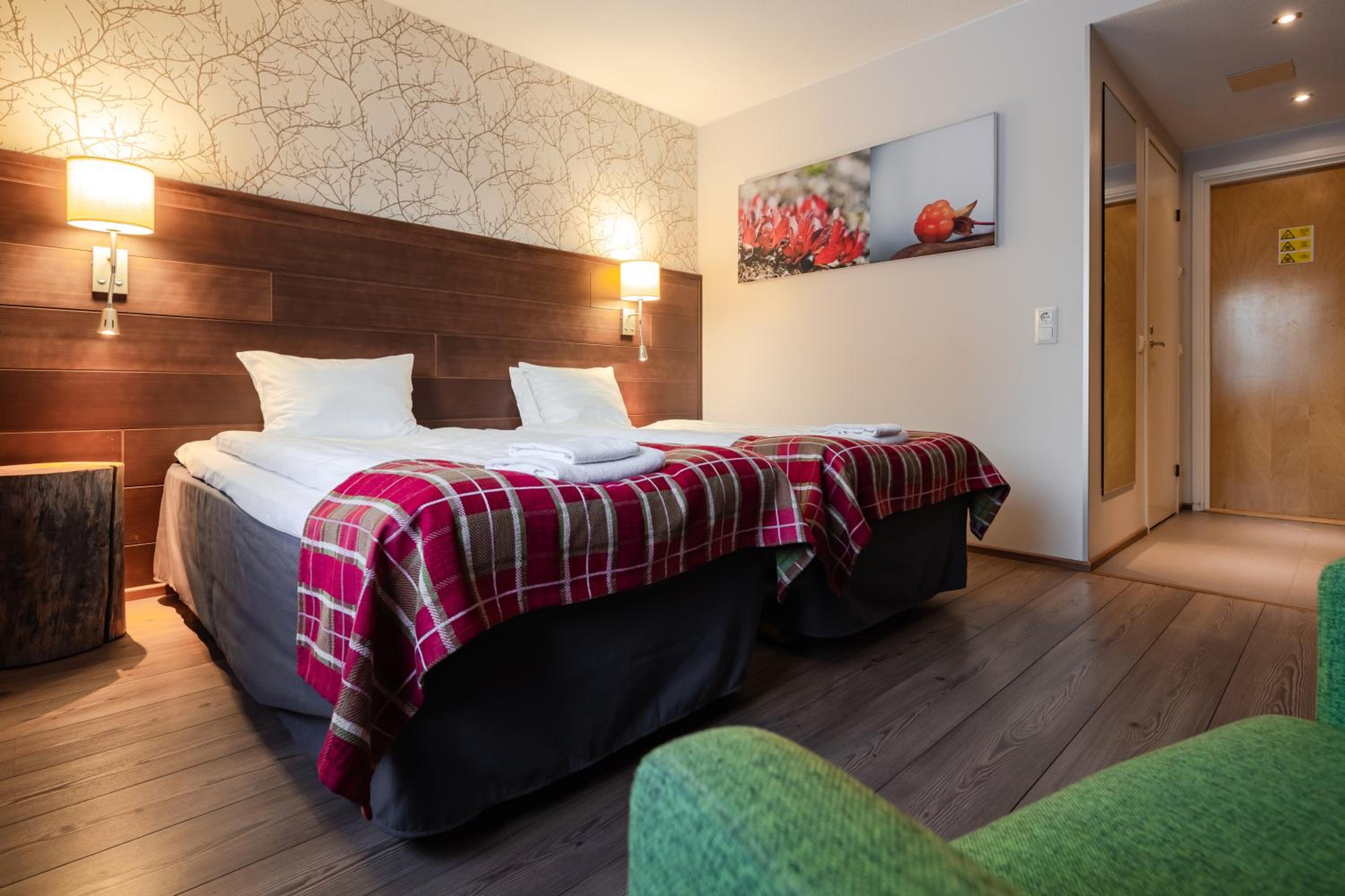 Twin Room with Sauna - Photo 1