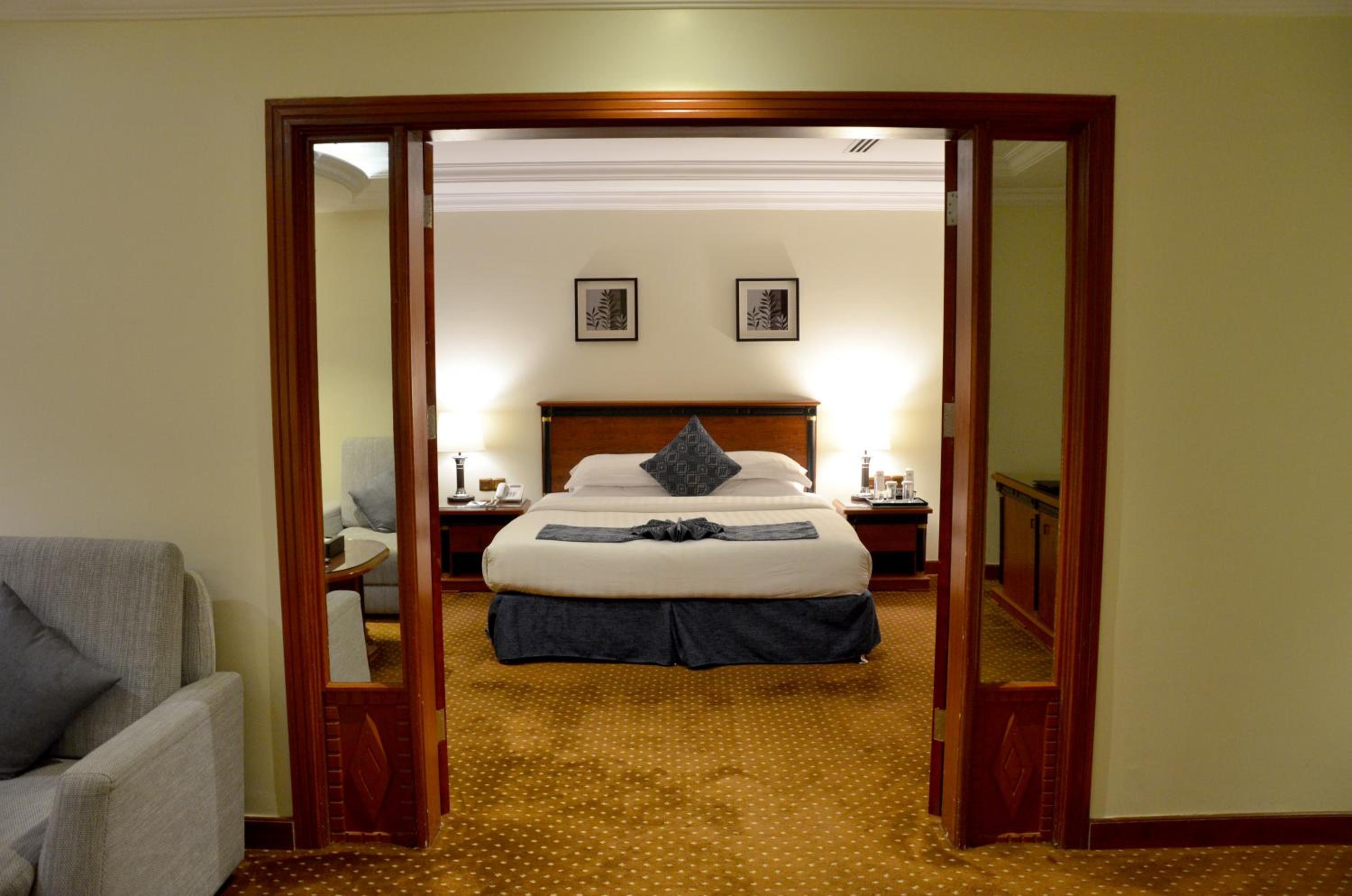 Executive Suite photo 3