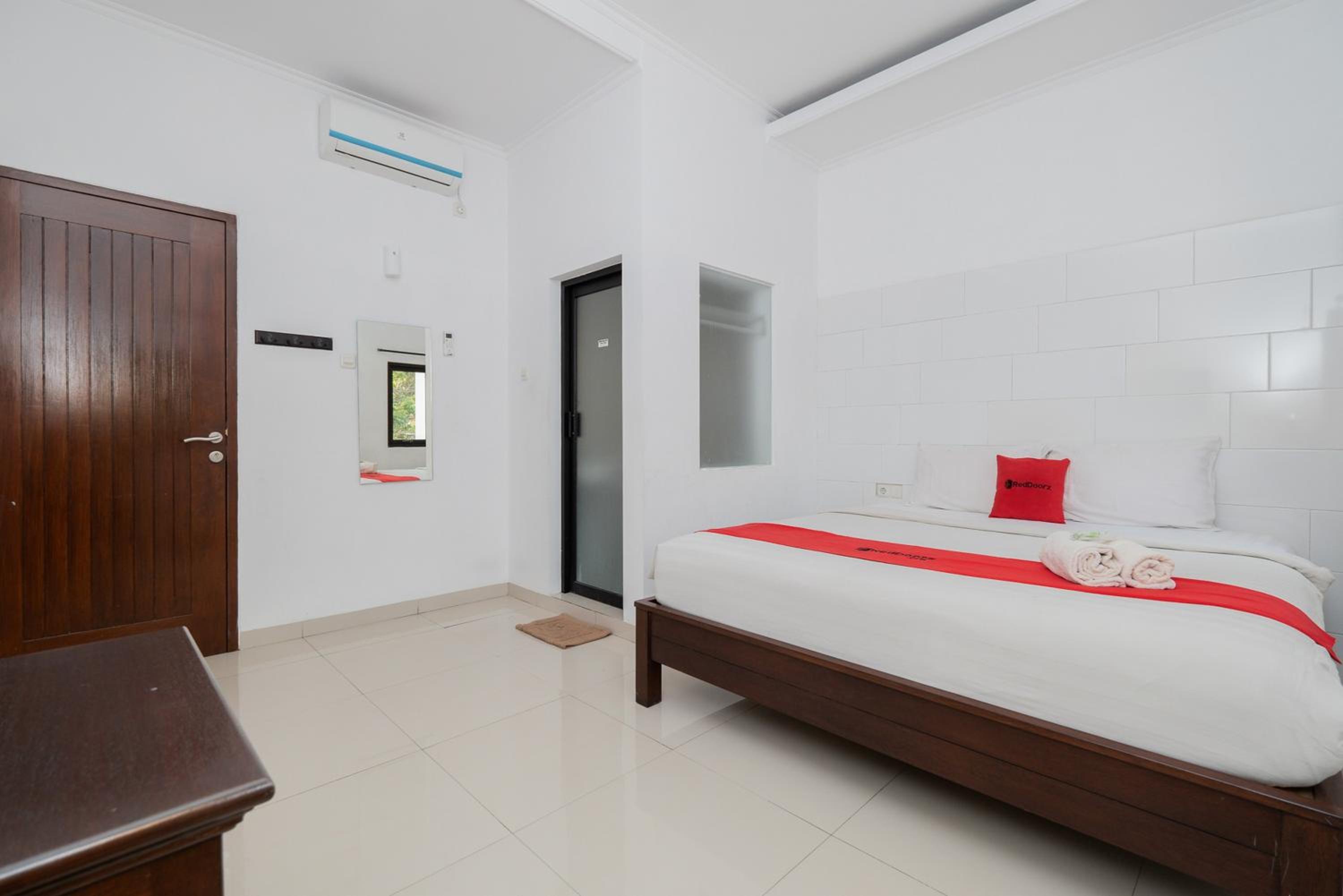 Double Room - Photo 2