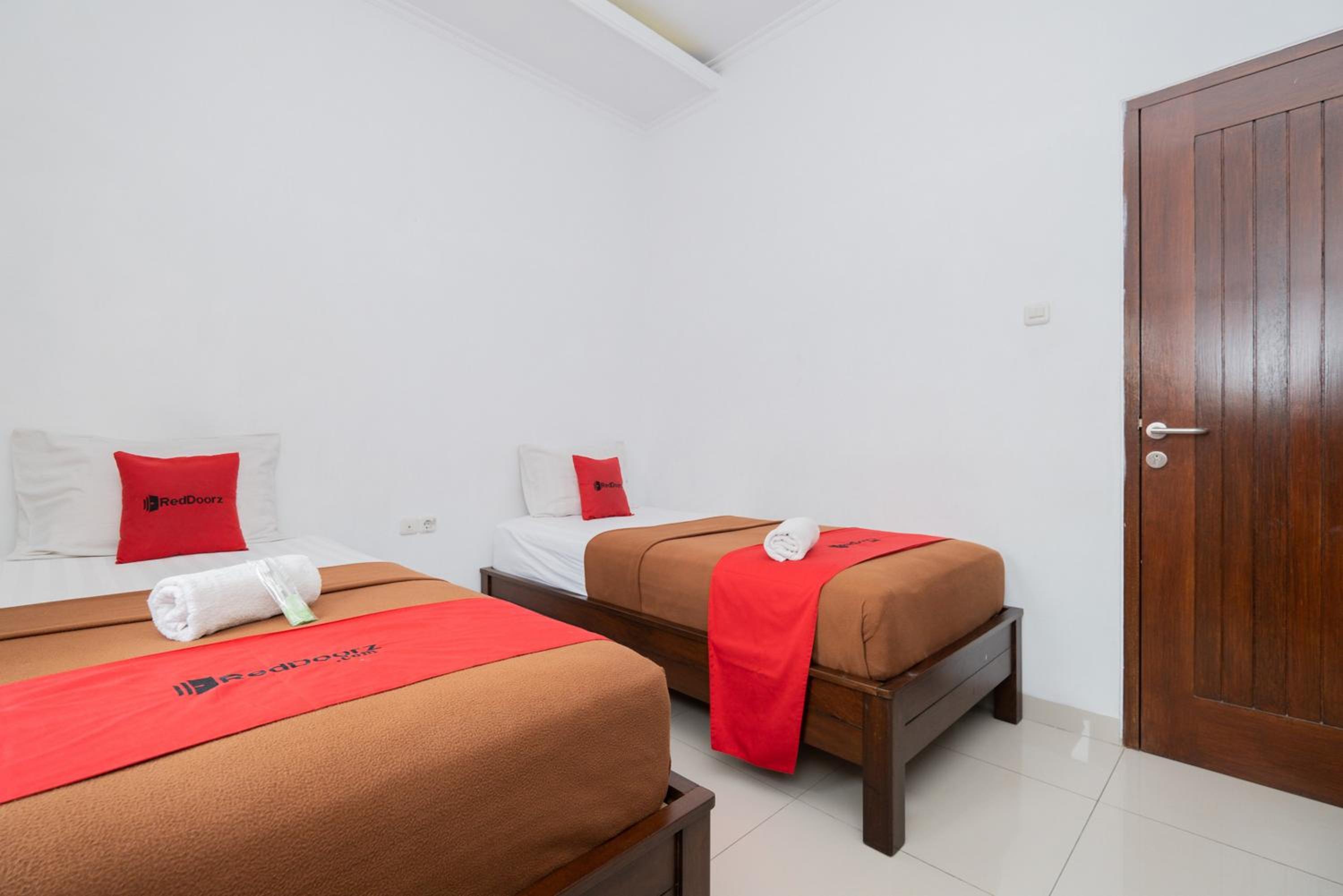 Twin Room - Photo 1