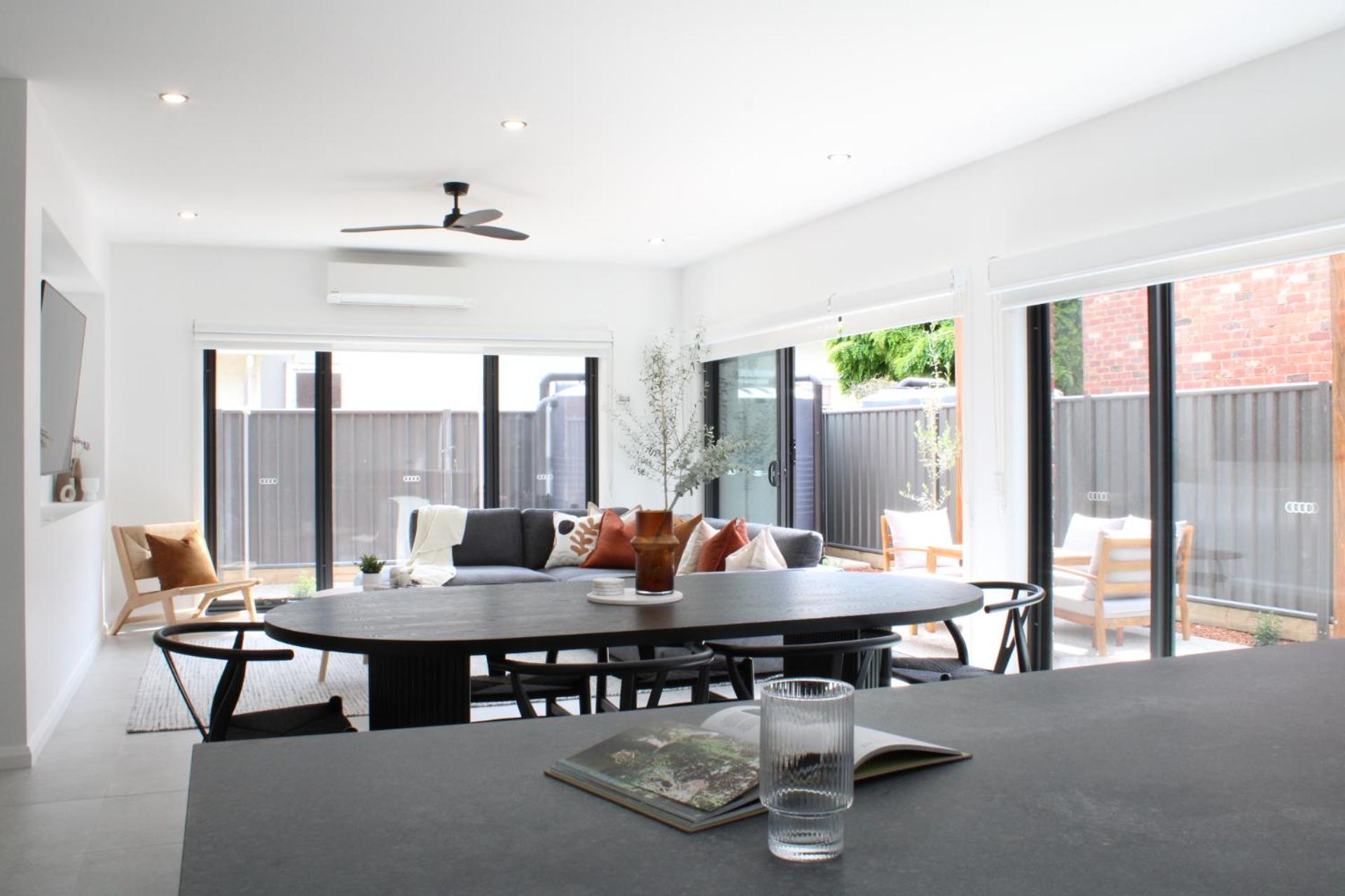 Three-Bedroom House photo 2