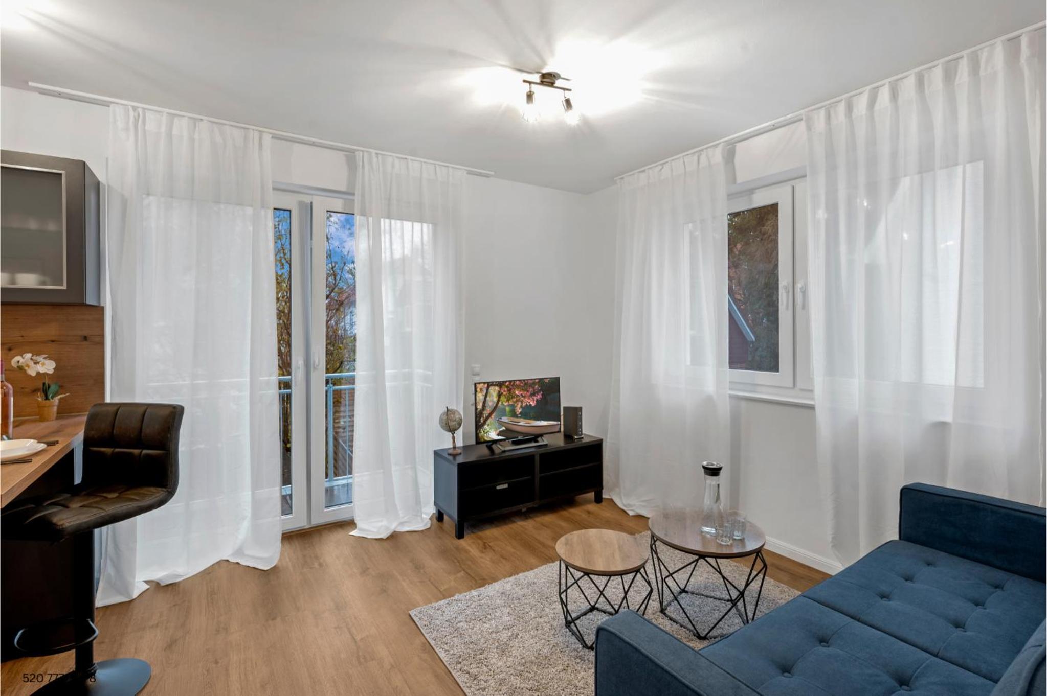 One-Bedroom Apartment photo 1