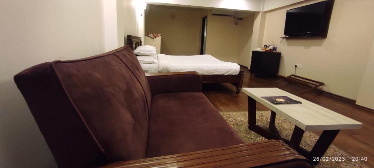 Deluxe Room - Photo 3