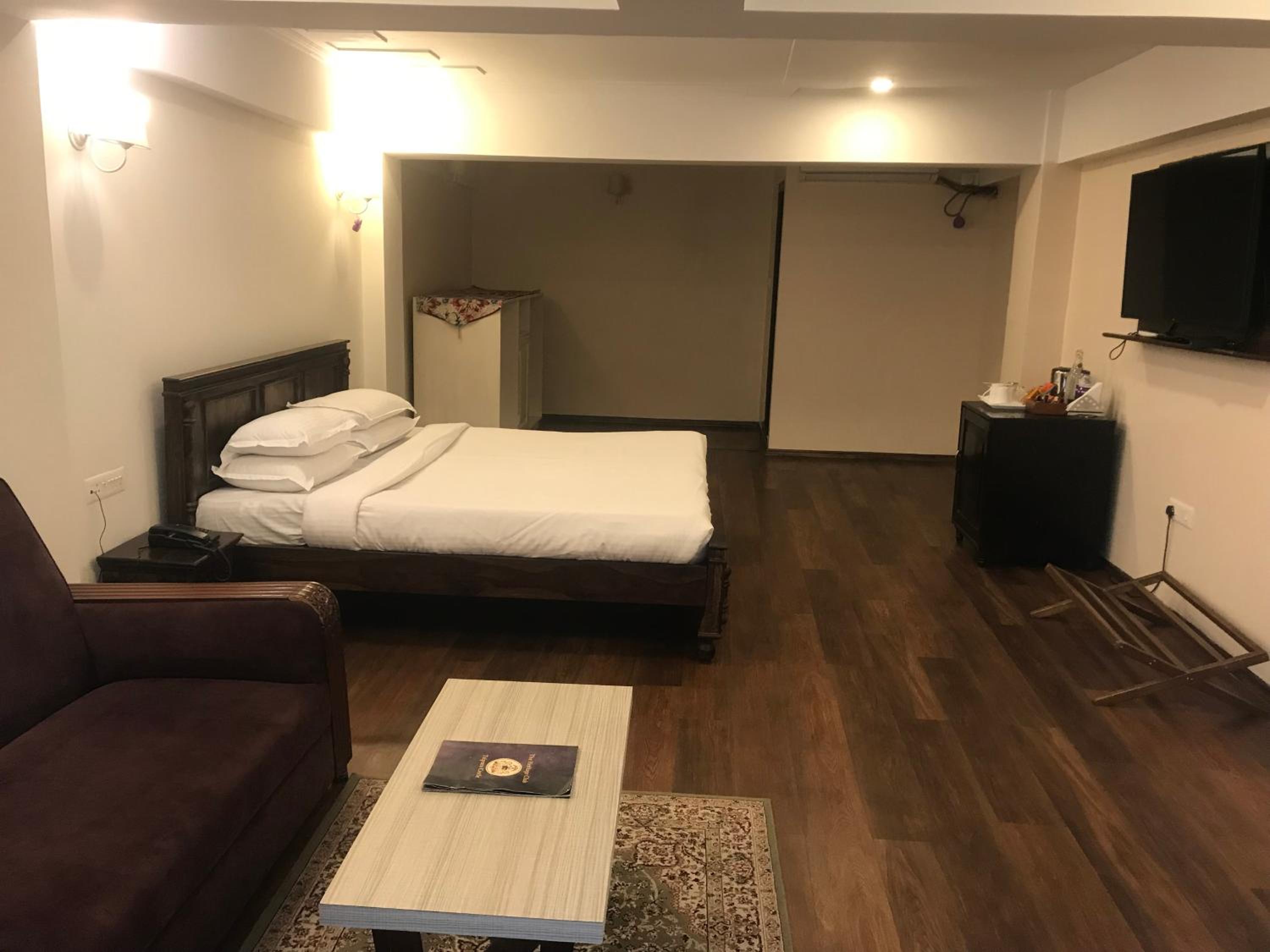 Deluxe Room - Photo 7
