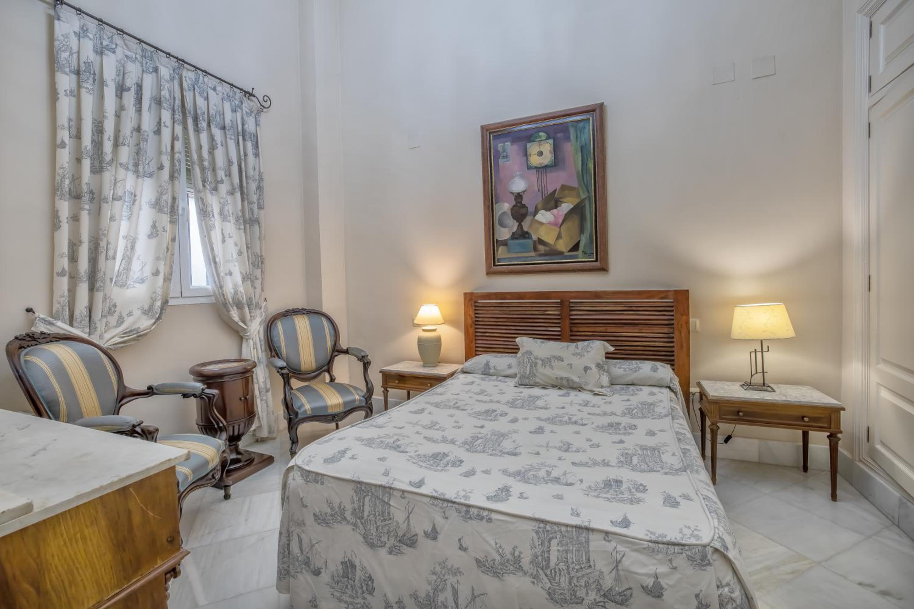 Two-Bedroom Apartment - Photo 9