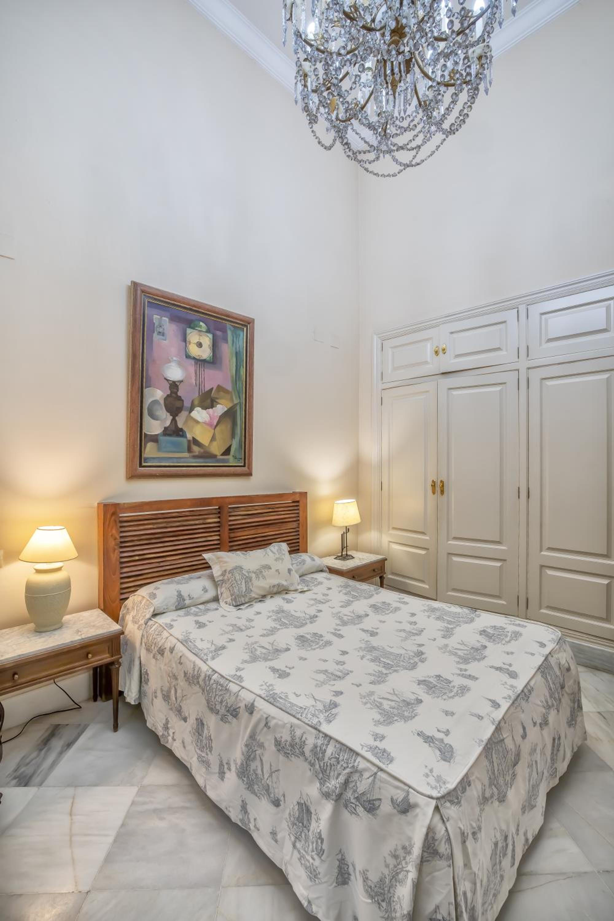 Two-Bedroom Apartment - Photo 8