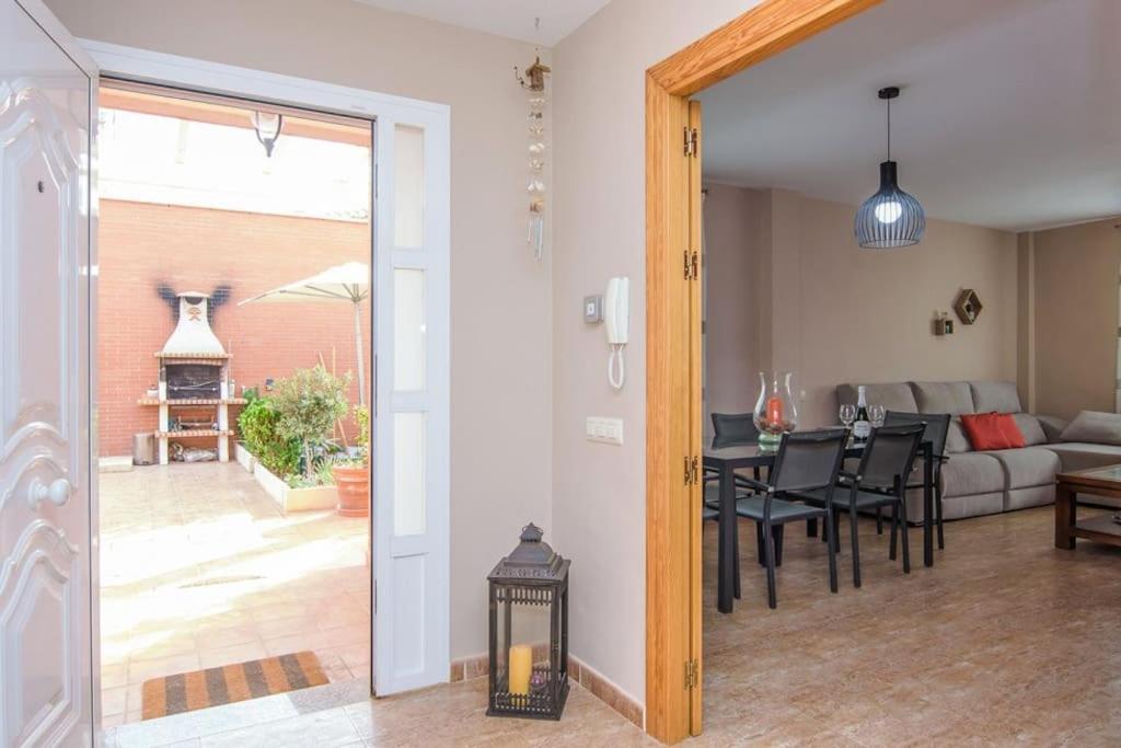 Casa de cuatro habitaciones