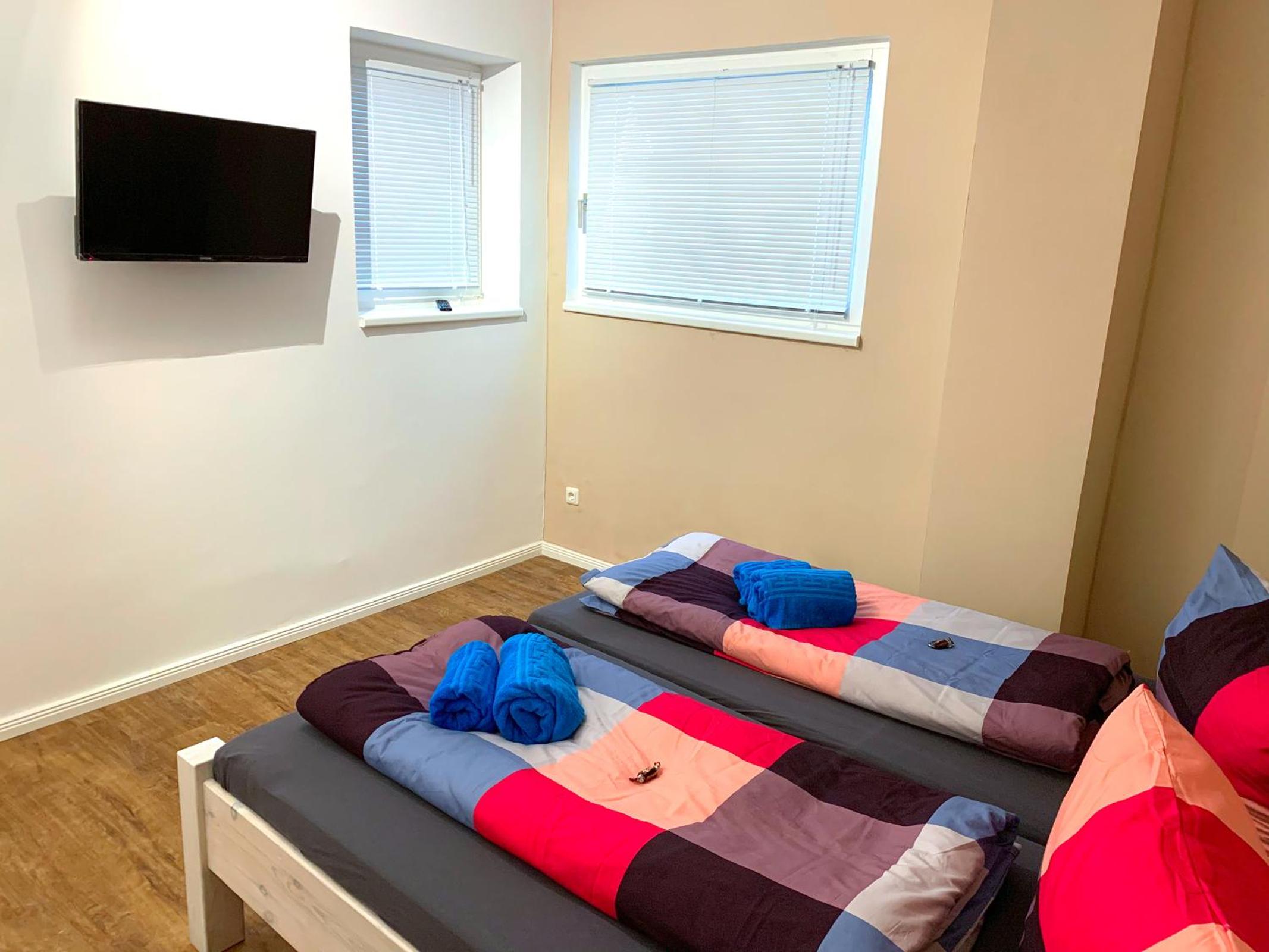 Apartment with Terrace - Photo 13