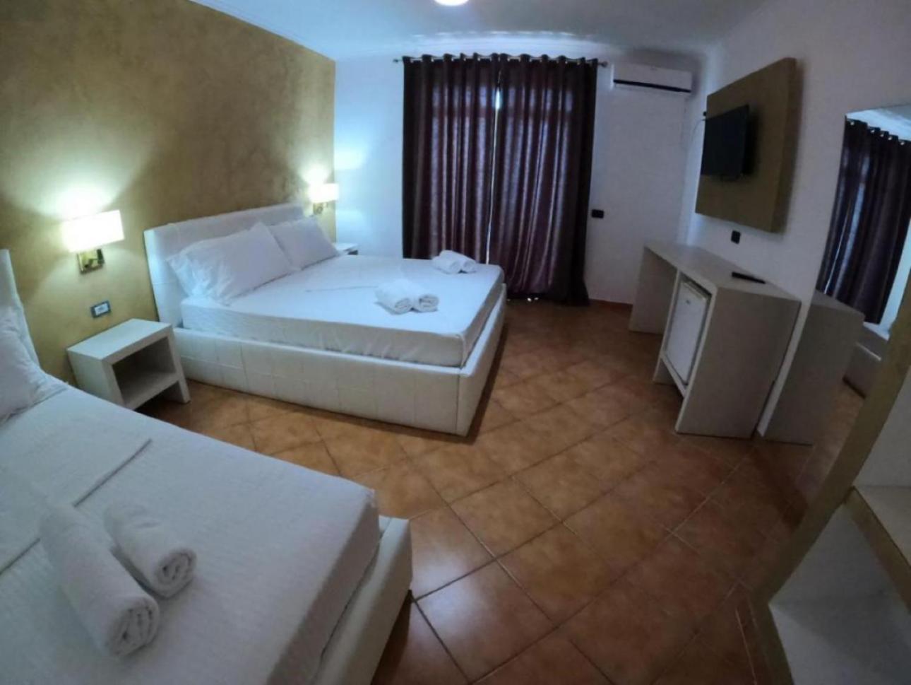 Triple Room with Sea View